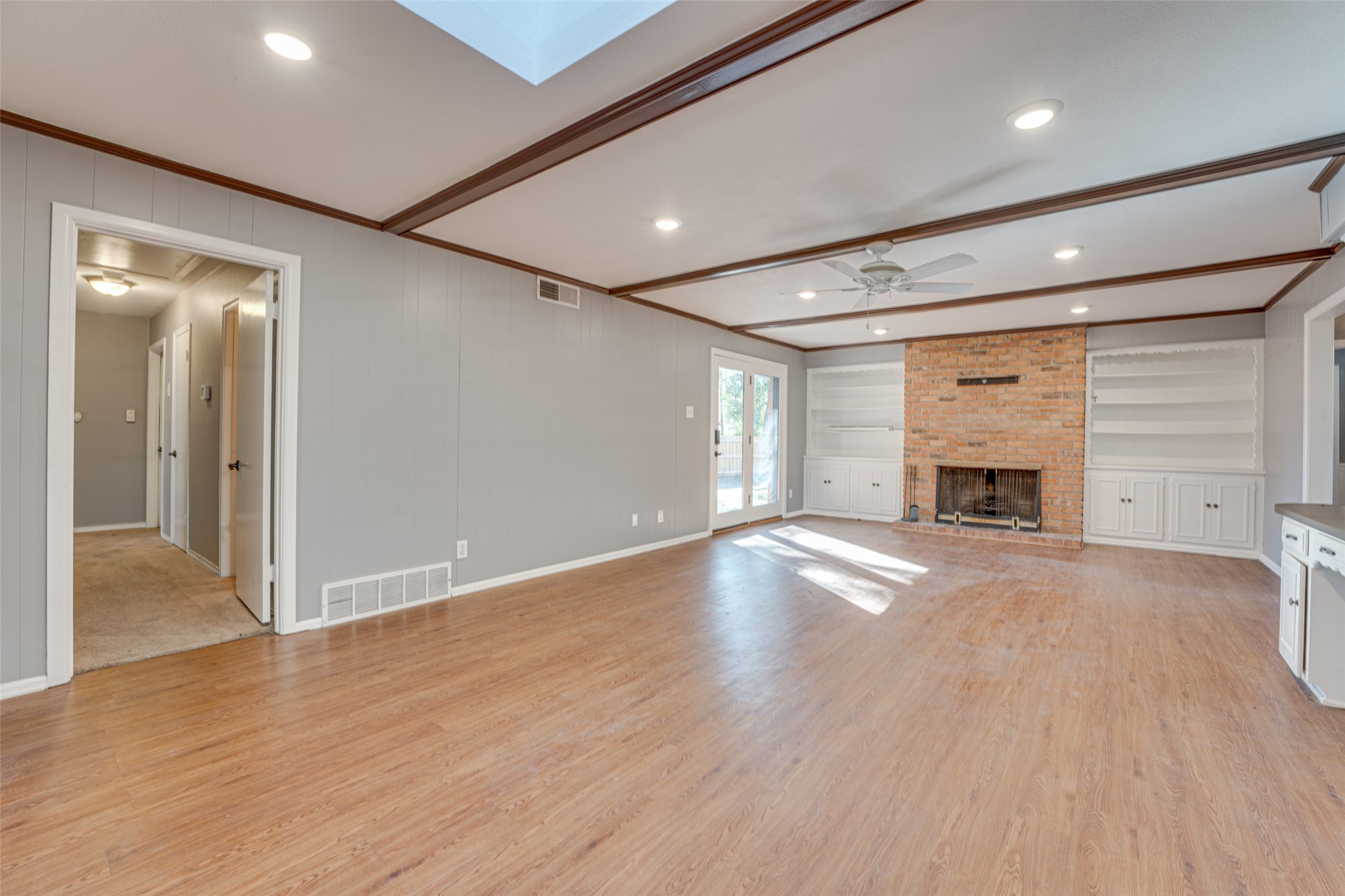 2601 S Glenbrook Drive Garland TX 75041