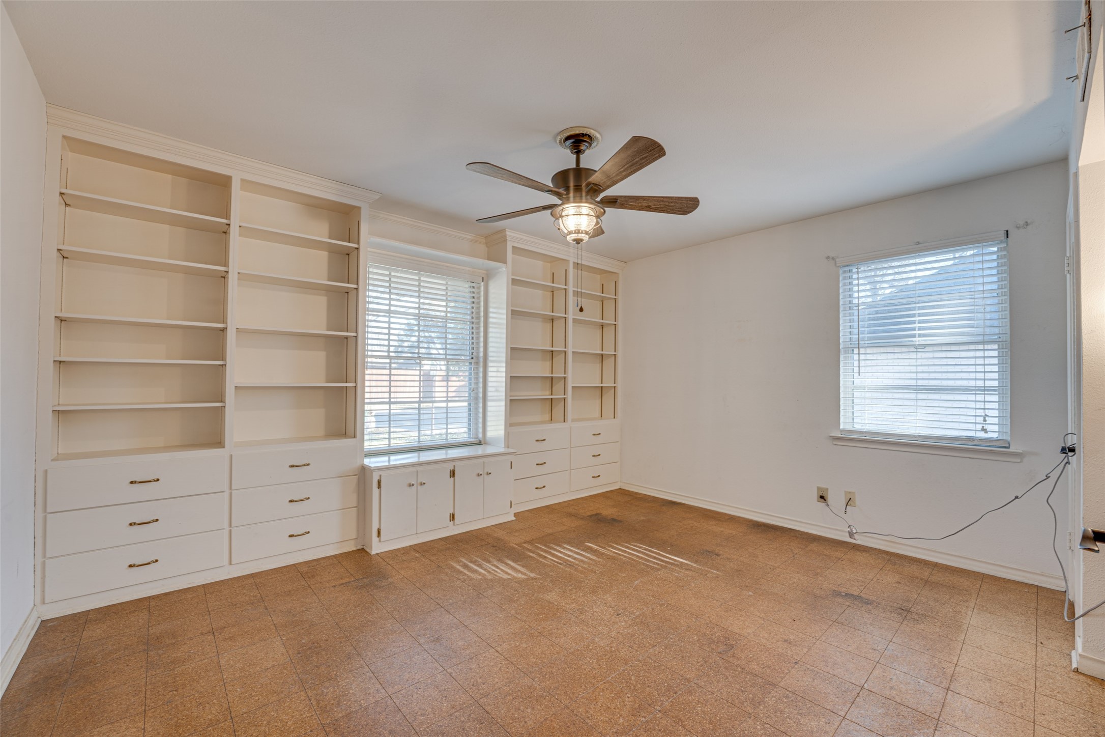 2601 S Glenbrook Drive Garland TX 75041