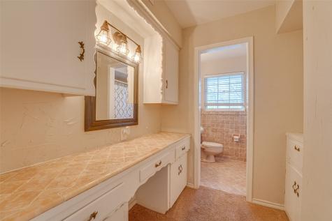 2601 S Glenbrook Drive Garland TX 75041