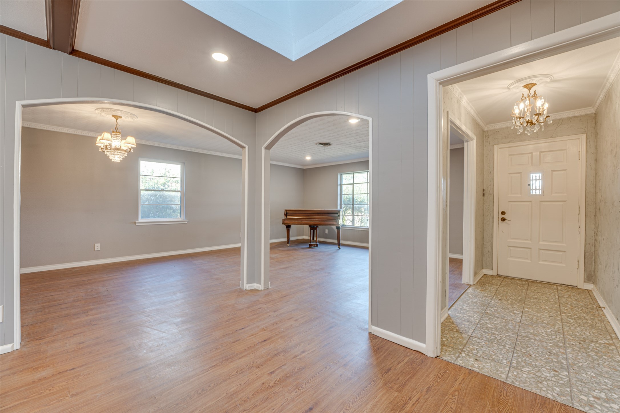 2601 S Glenbrook Drive Garland TX 75041