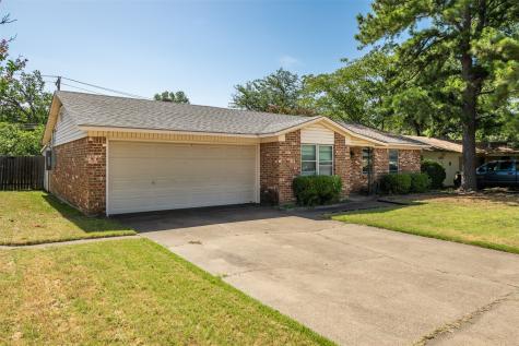 1212 Norwood Drive Hurst TX 76053