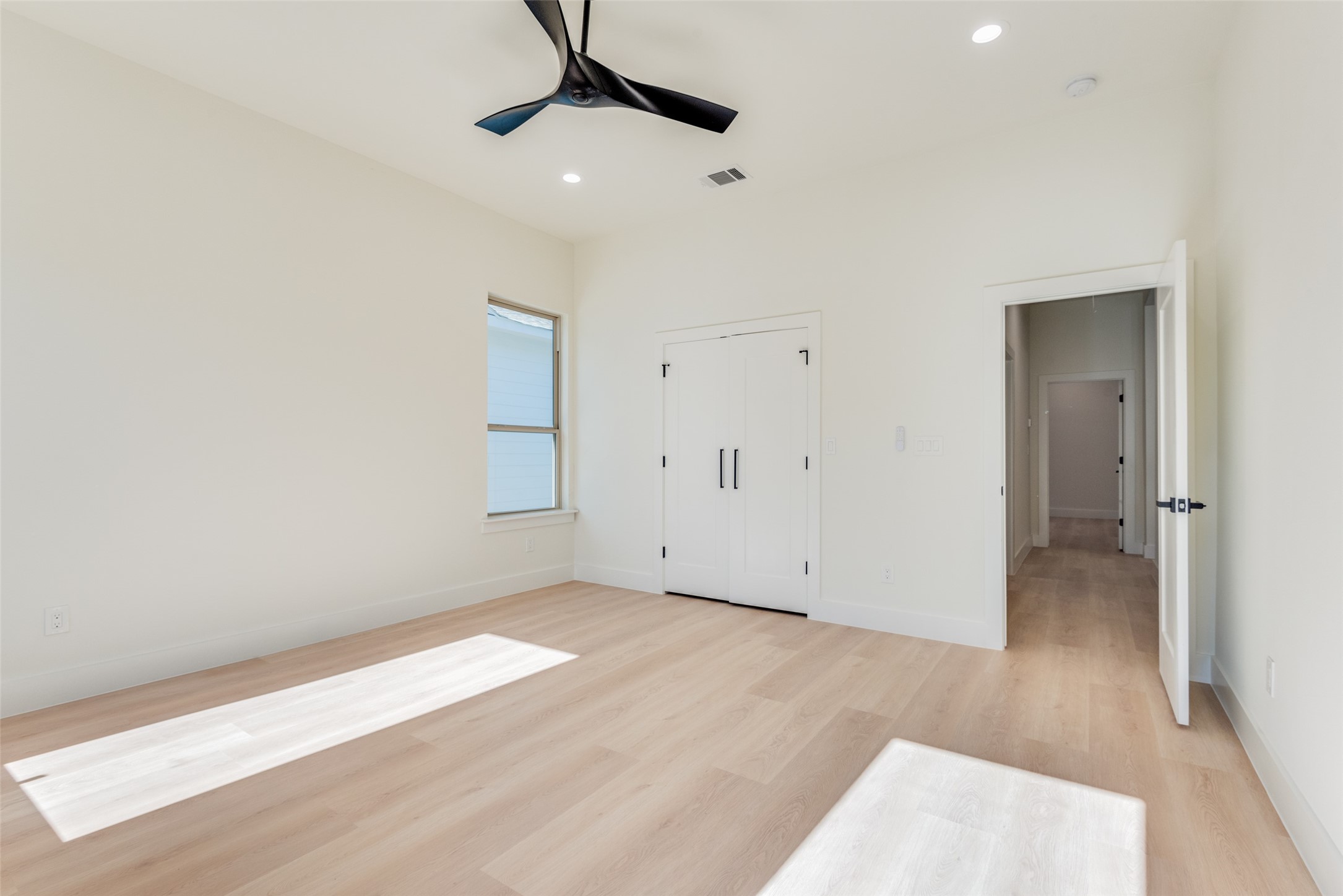 1307 Valley Street Dallas TX 75203