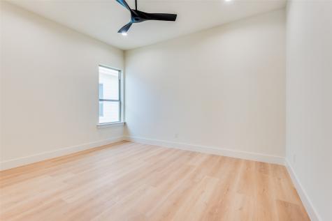 1307 Valley Street Dallas TX 75203