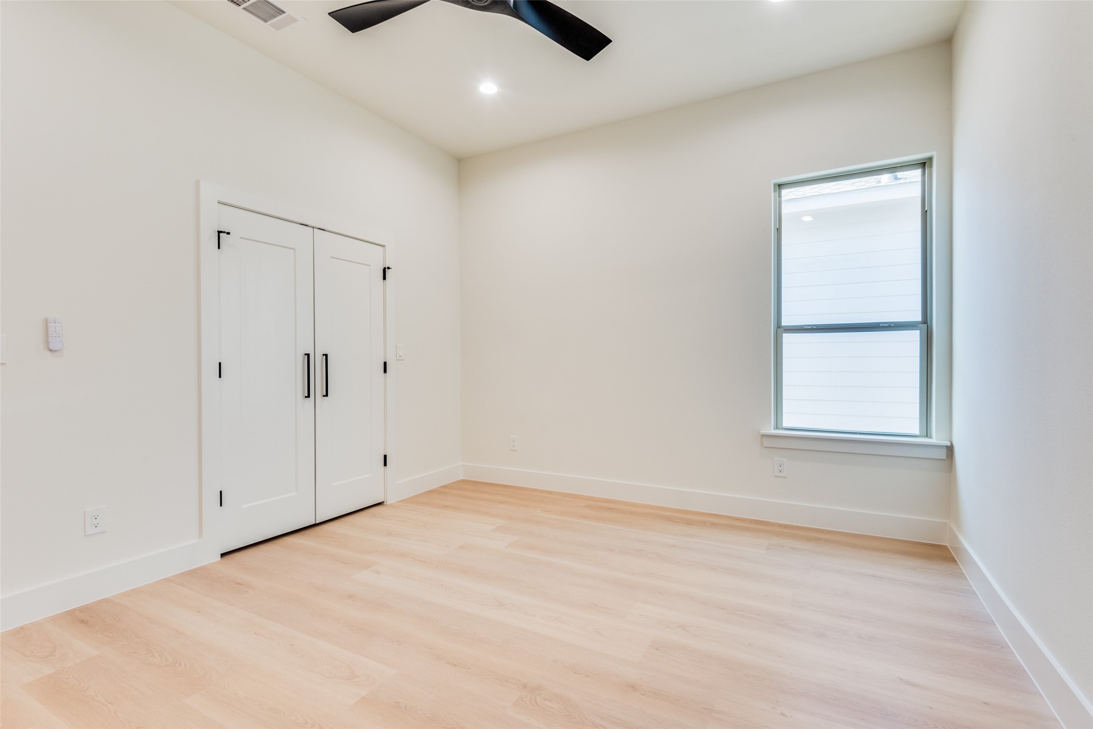 1307 Valley Street Dallas TX 75203
