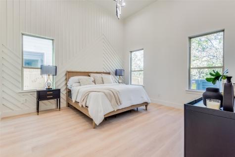 1307 Valley Street Dallas TX 75203