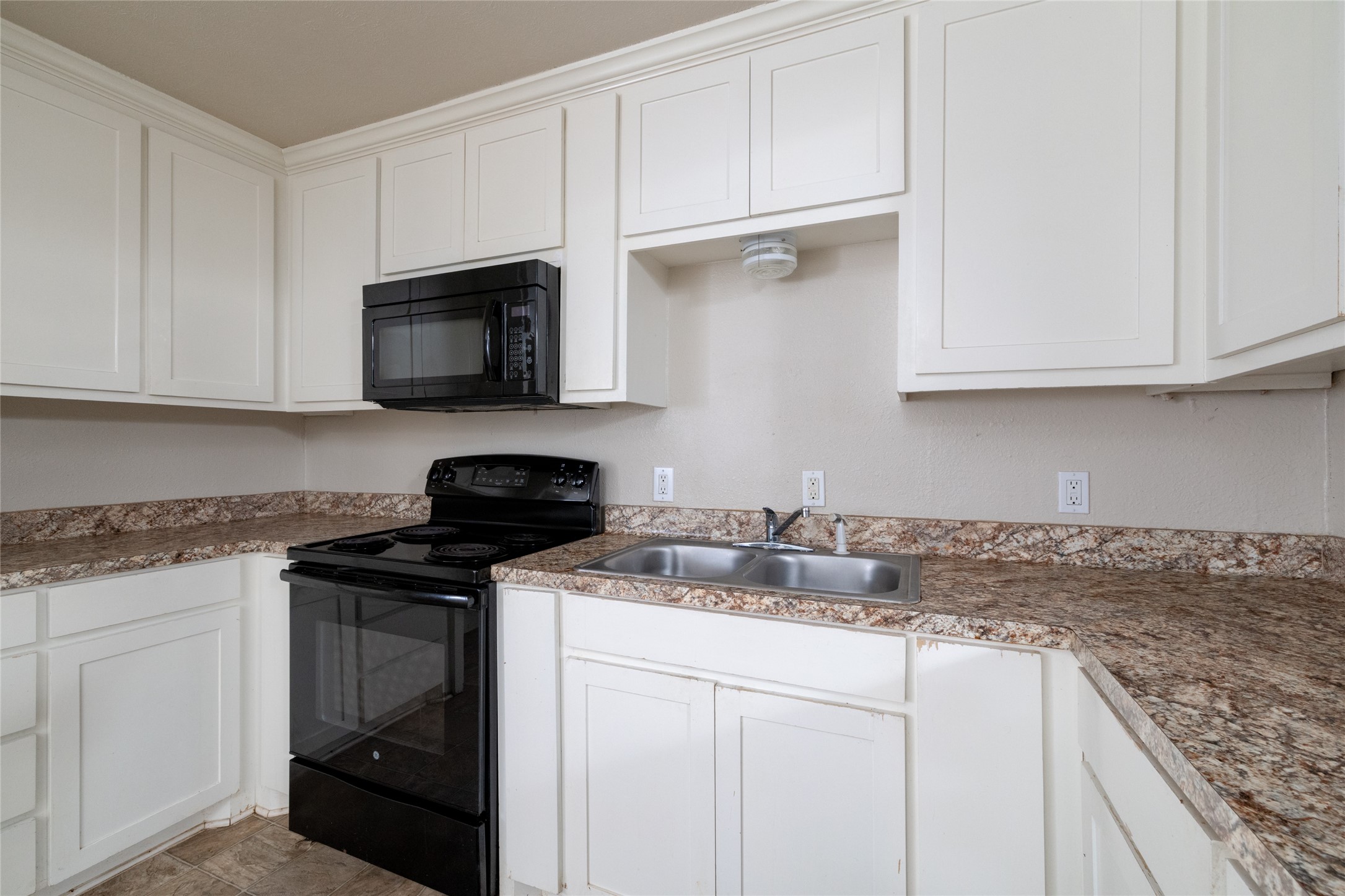 313 N Roe Street White Settlement TX 76108