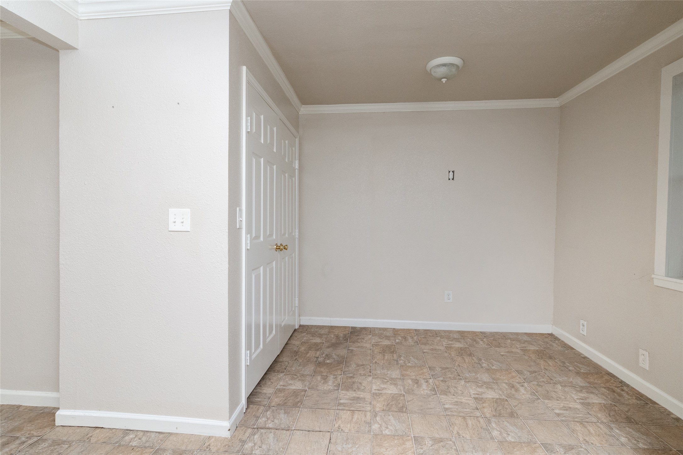 313 N Roe Street White Settlement TX 76108