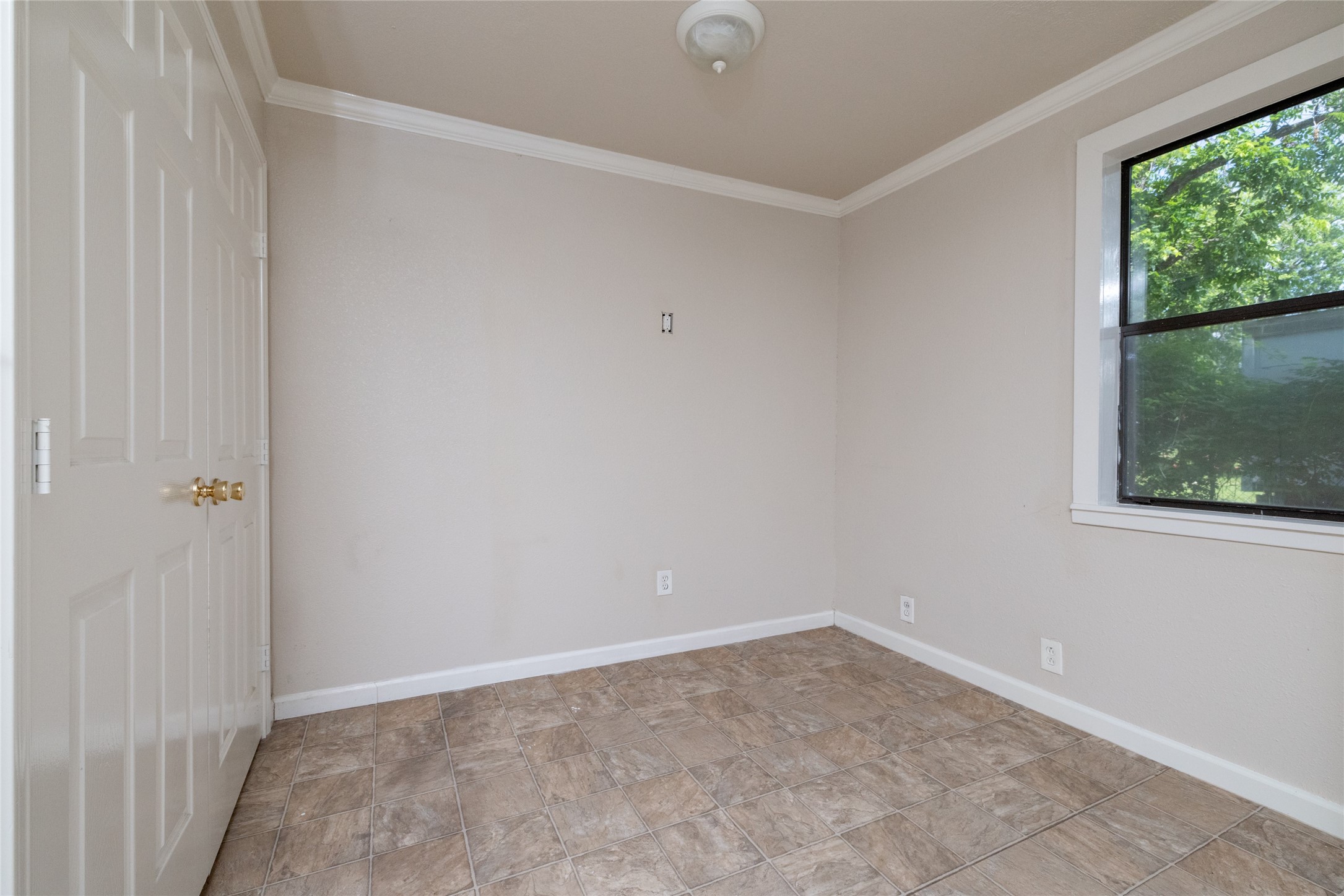 313 N Roe Street White Settlement TX 76108