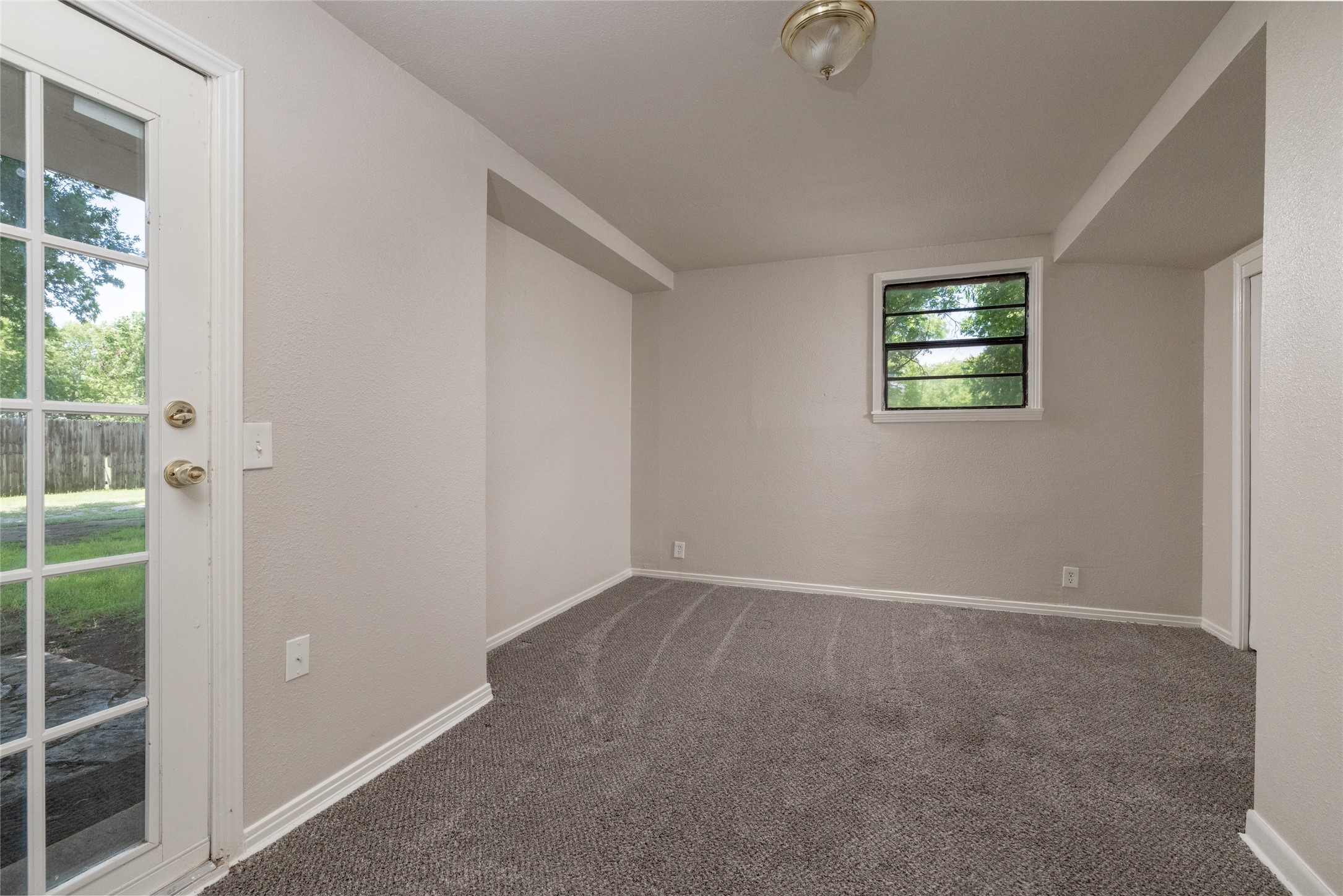 313 N Roe Street White Settlement TX 76108