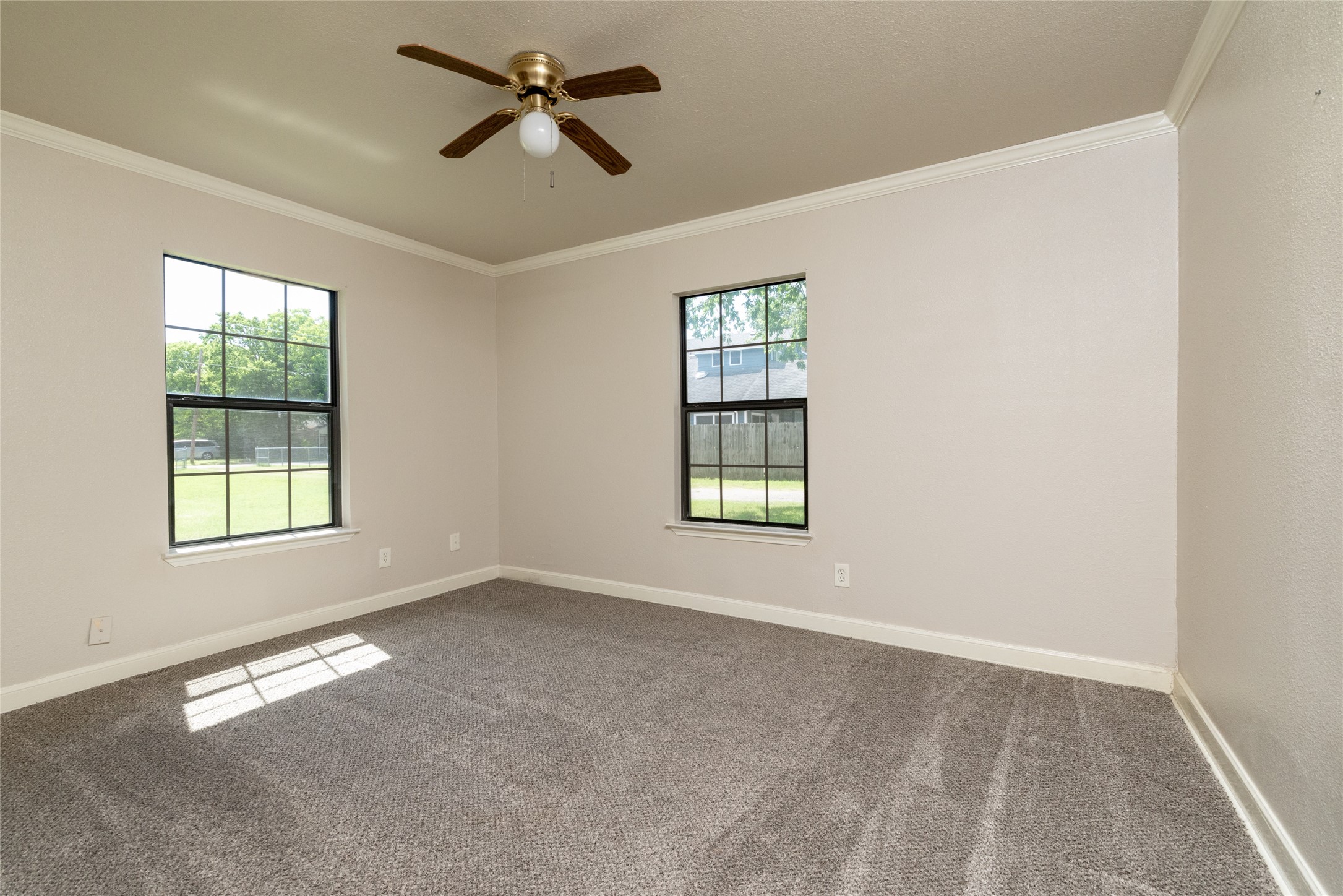 313 N Roe Street White Settlement TX 76108
