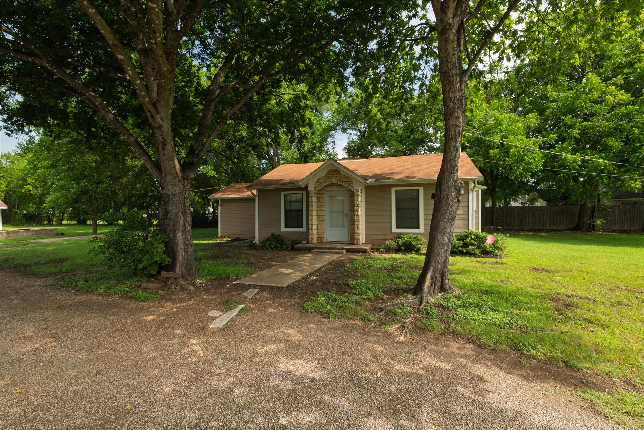 313 N Roe Street White Settlement TX 76108
