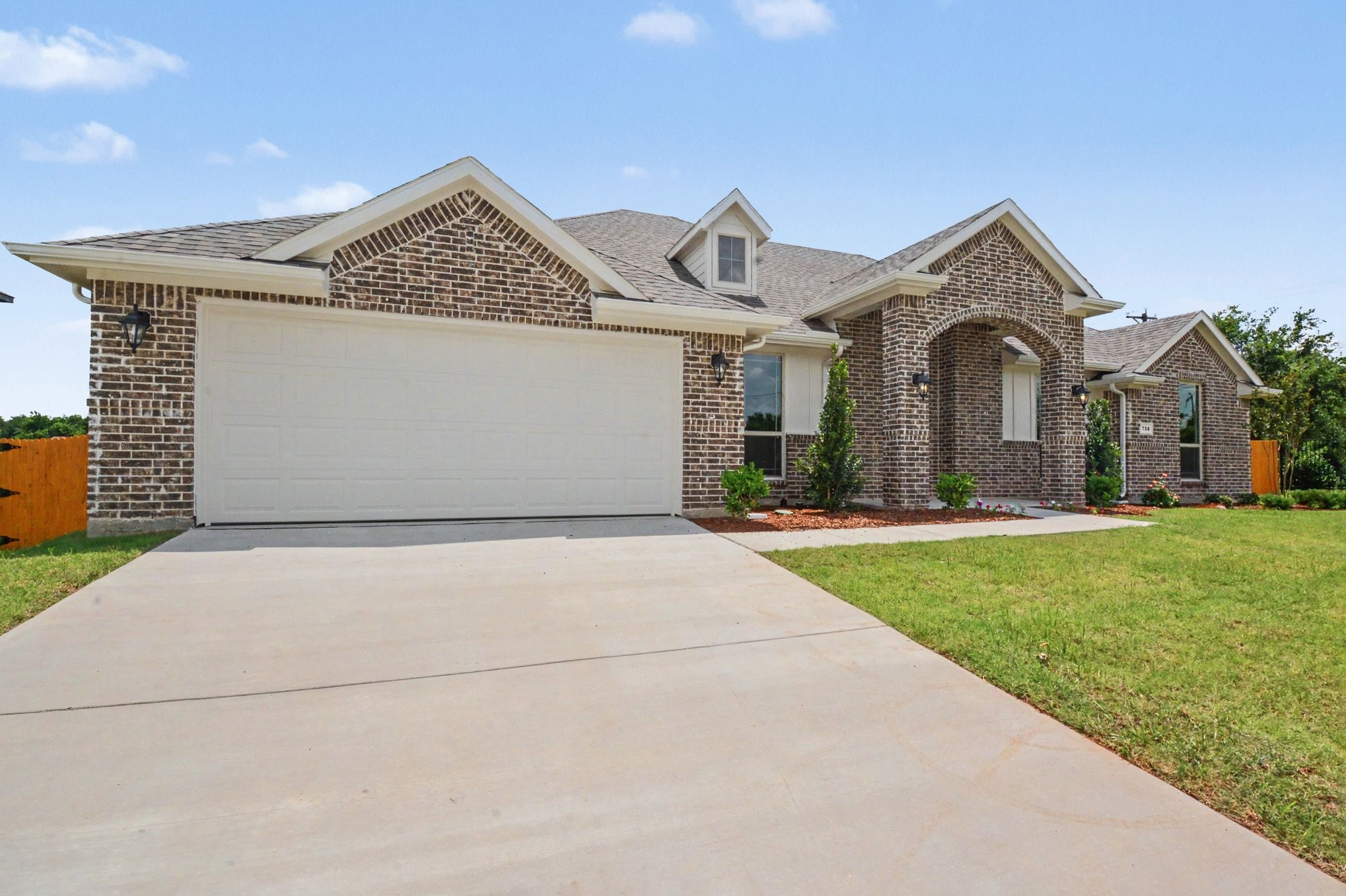 736 Candace Drive Desoto TX 75115