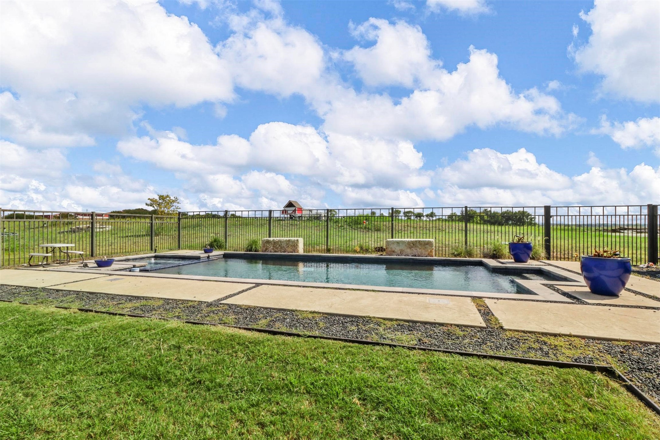 6910 County Road 662 Farmersville TX 75442