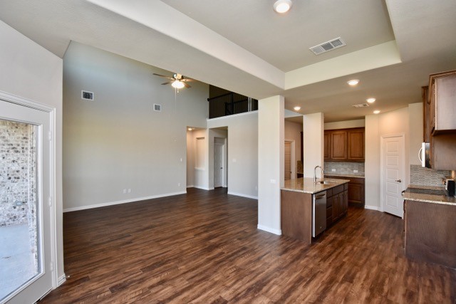 2408 Glasgow Way Denton TX 76205