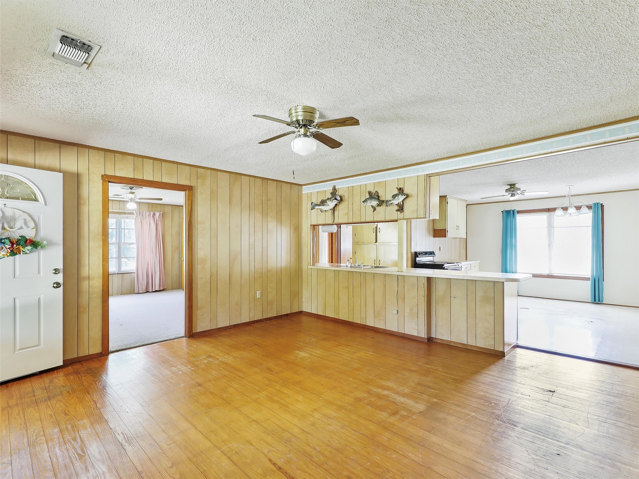 404 Selma Road Bowie TX 76230