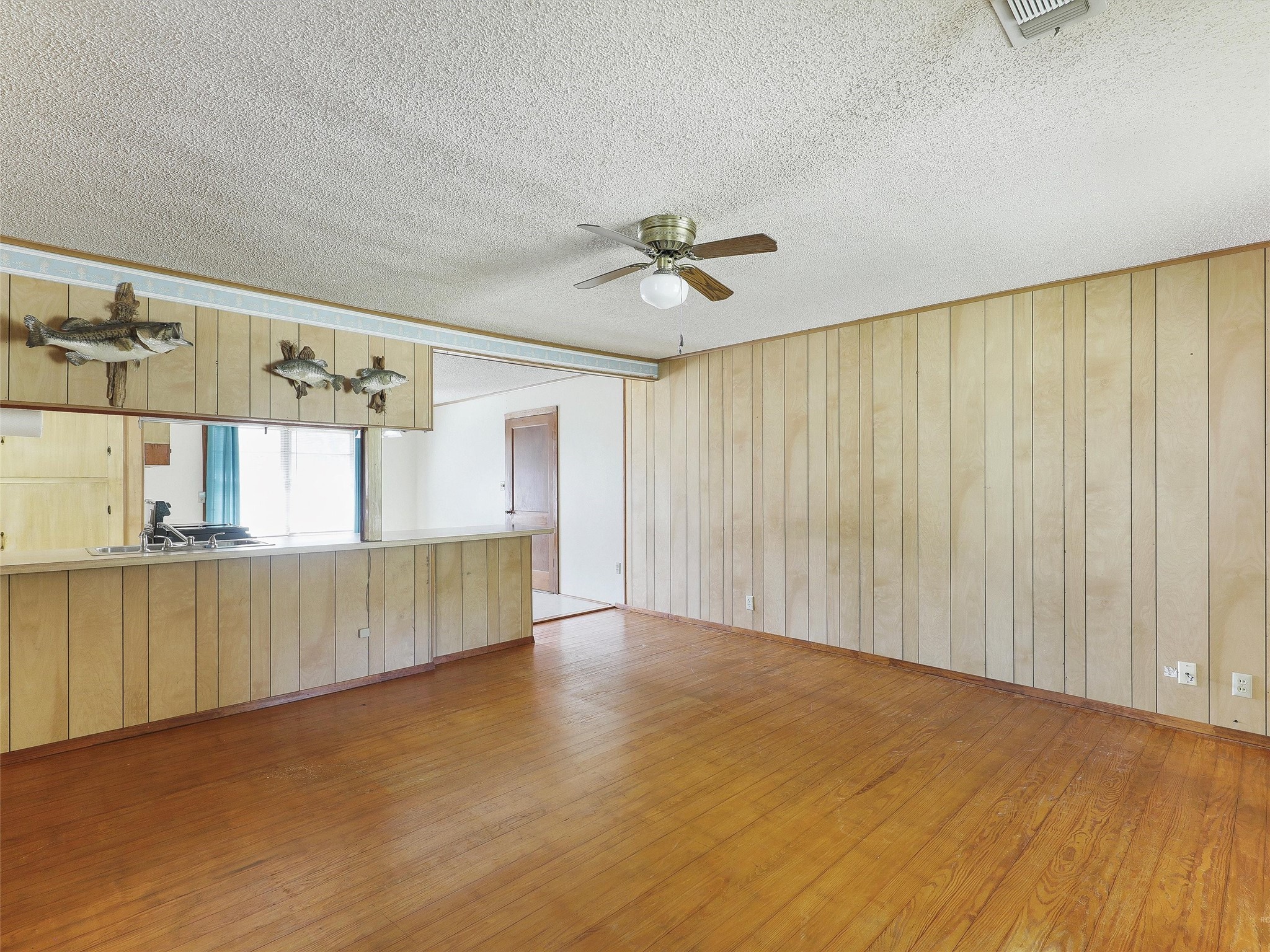404 Selma Road Bowie TX 76230