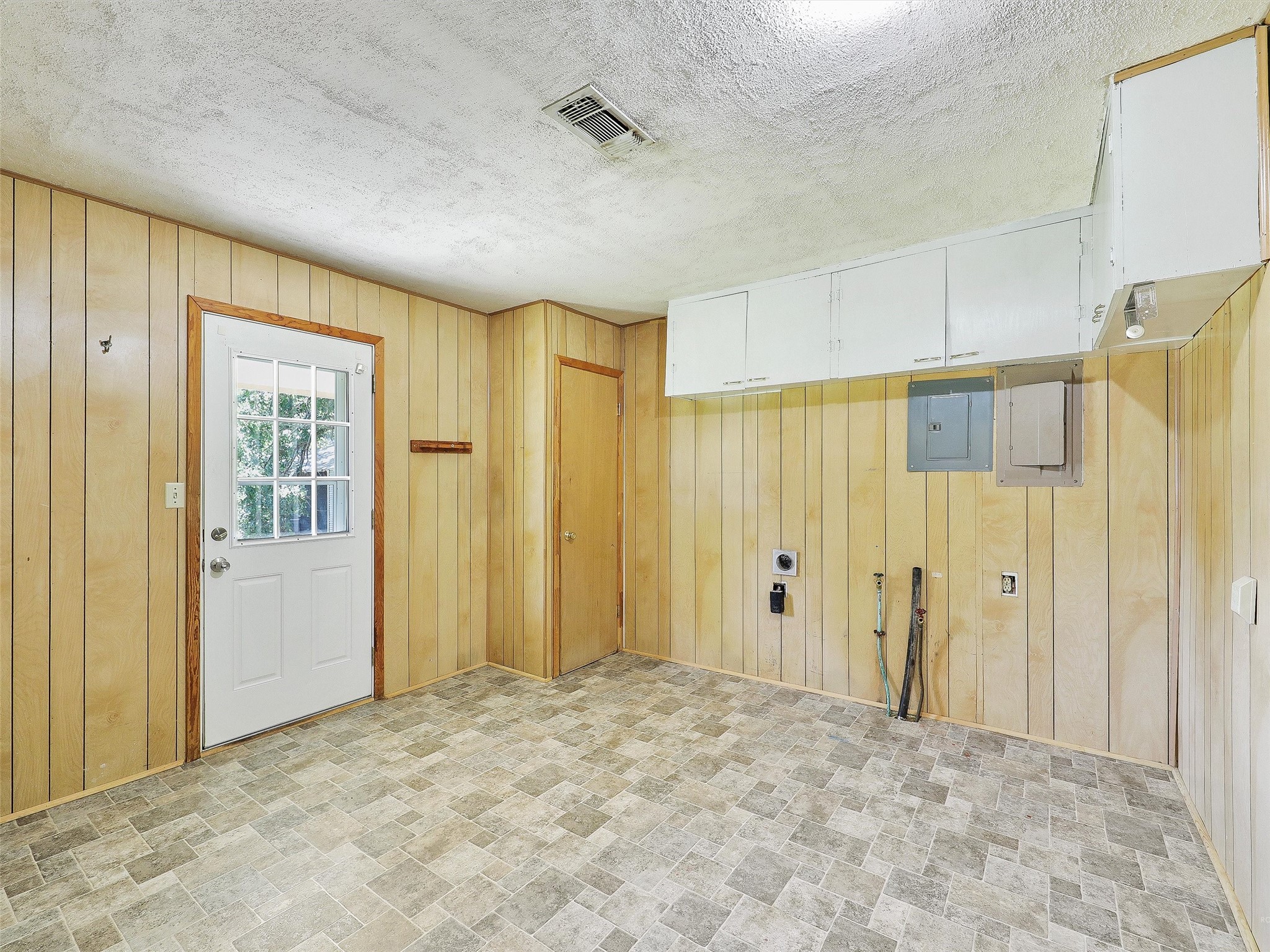 404 Selma Road Bowie TX 76230