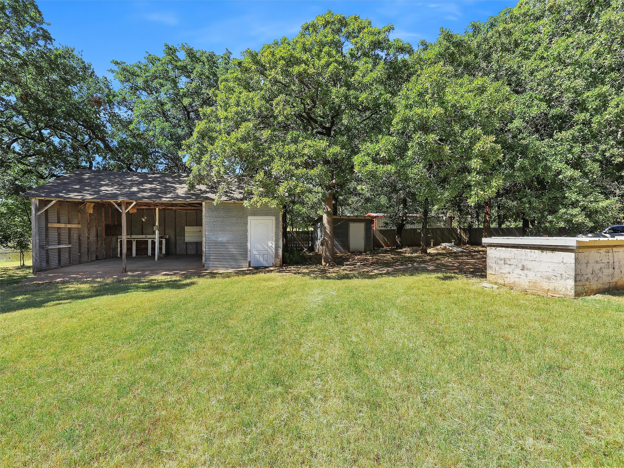 404 Selma Road Bowie TX 76230