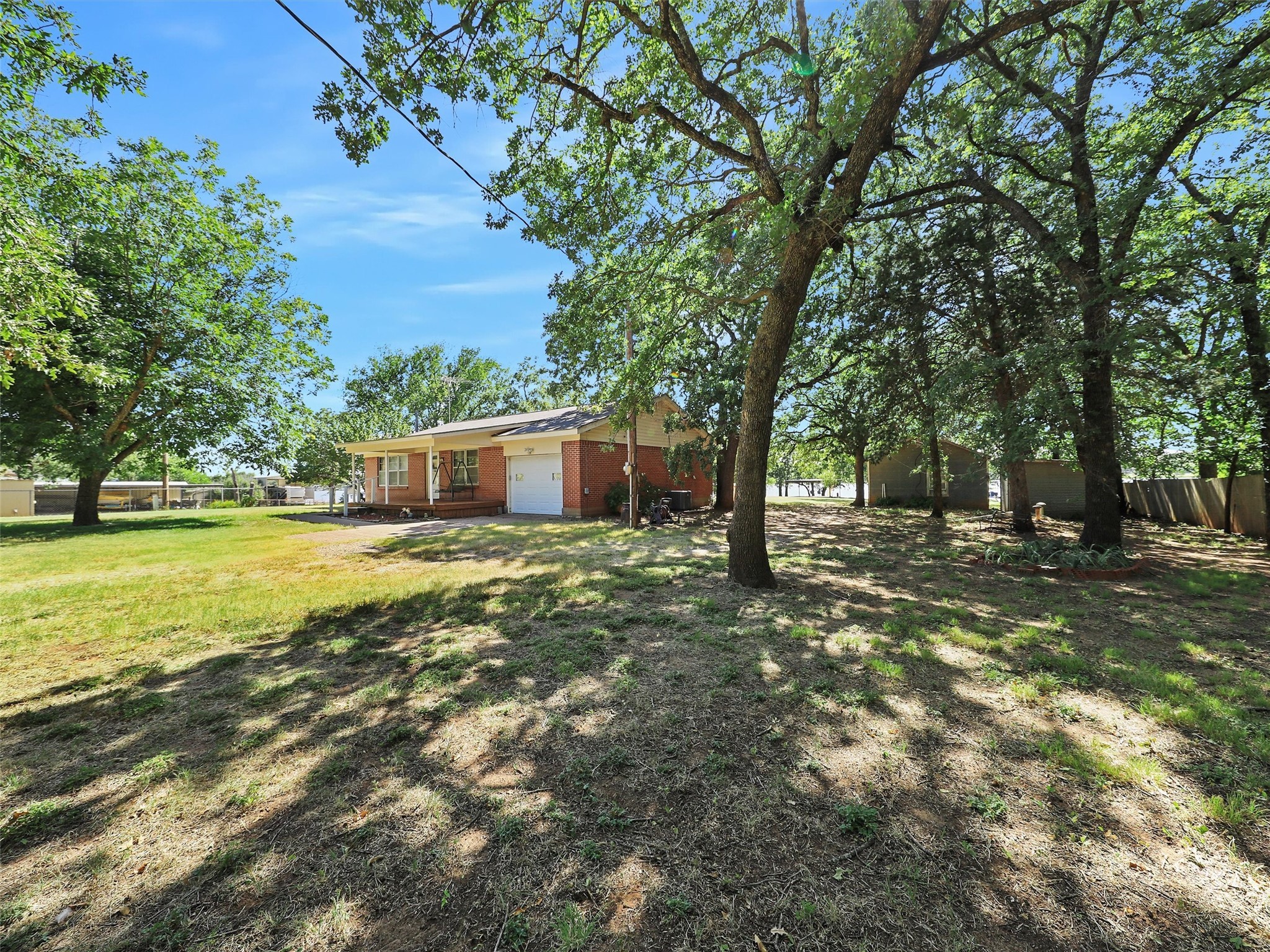 404 Selma Road Bowie TX 76230