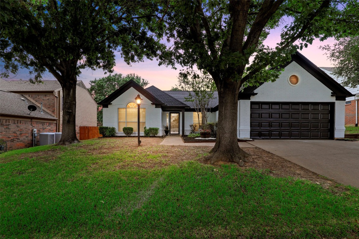 5400 Signal Peak Drive Arlington TX 76017