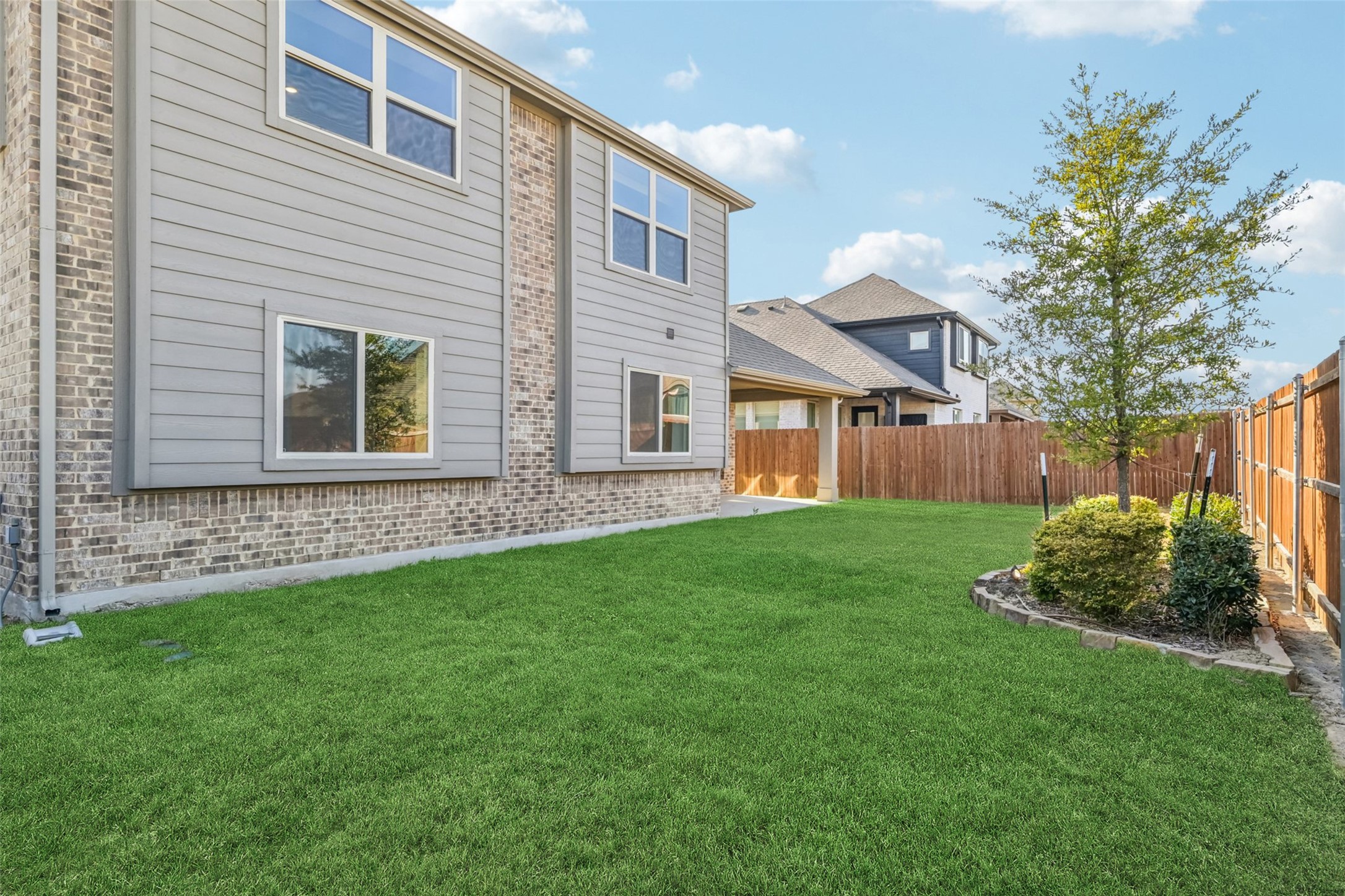 121 Emperor Oak Court Balch Springs TX 75181