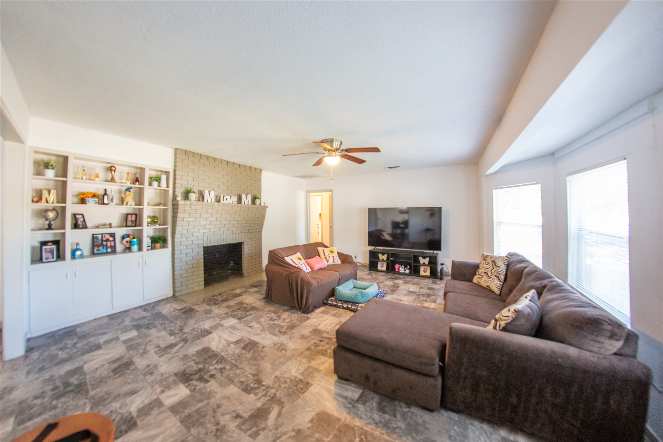 630 Faucett Street Blossom TX 75416