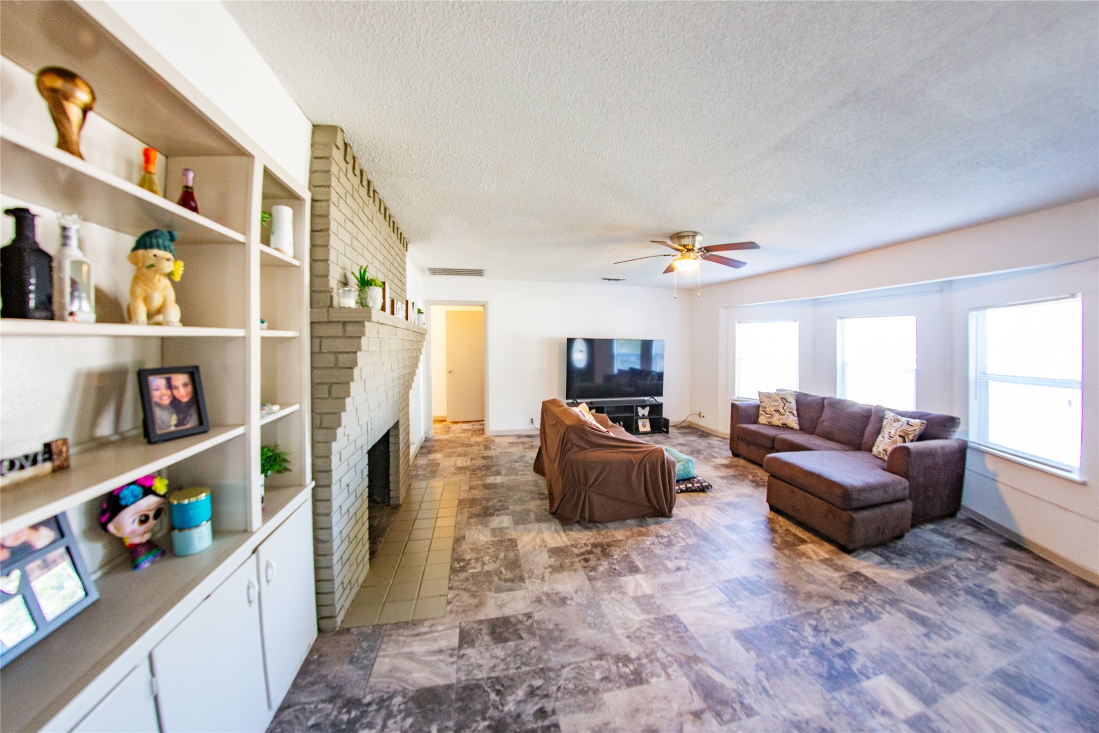 630 Faucett Street Blossom TX 75416