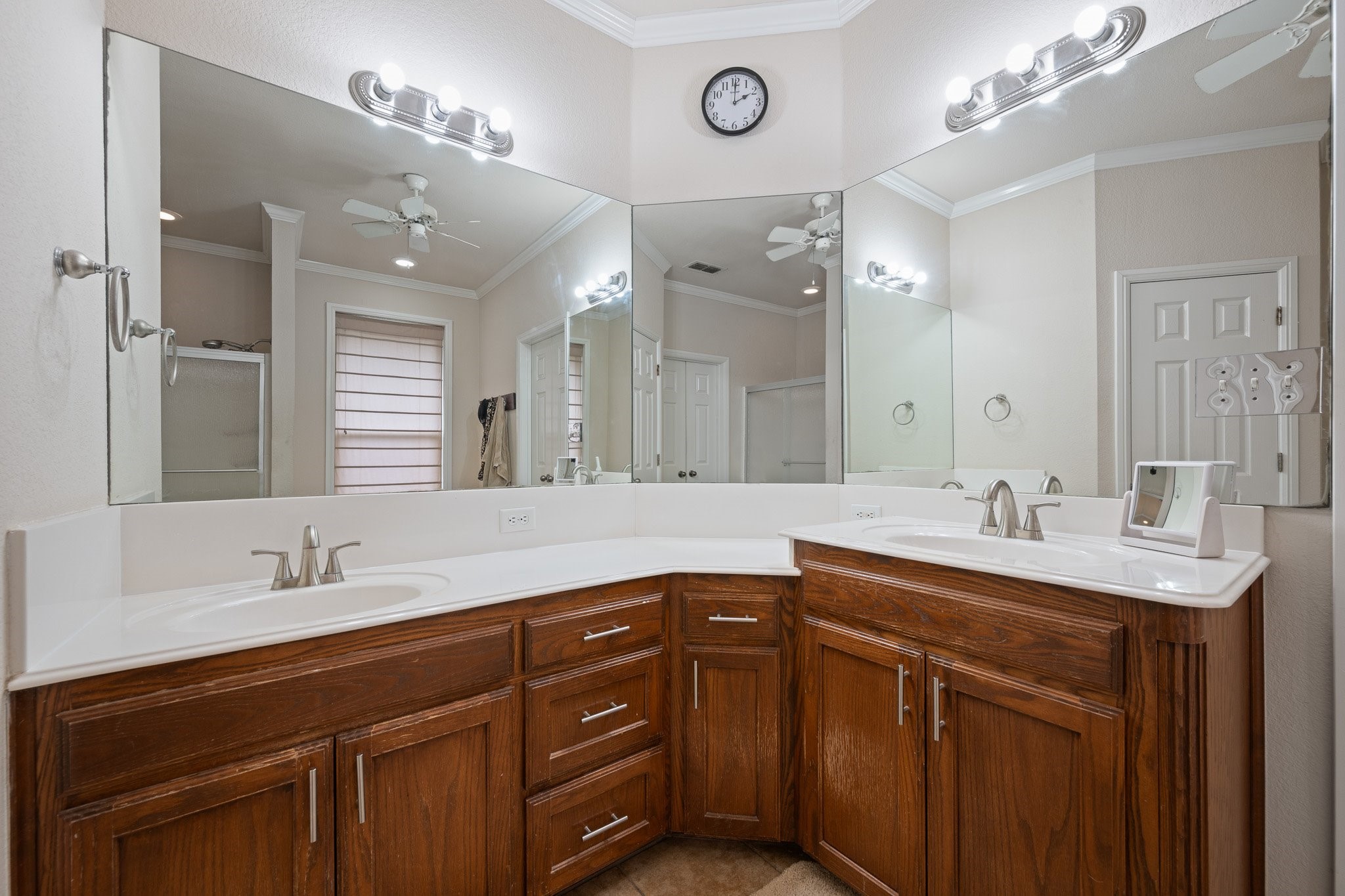 1617 Spencer Lane Cleburne TX 76033