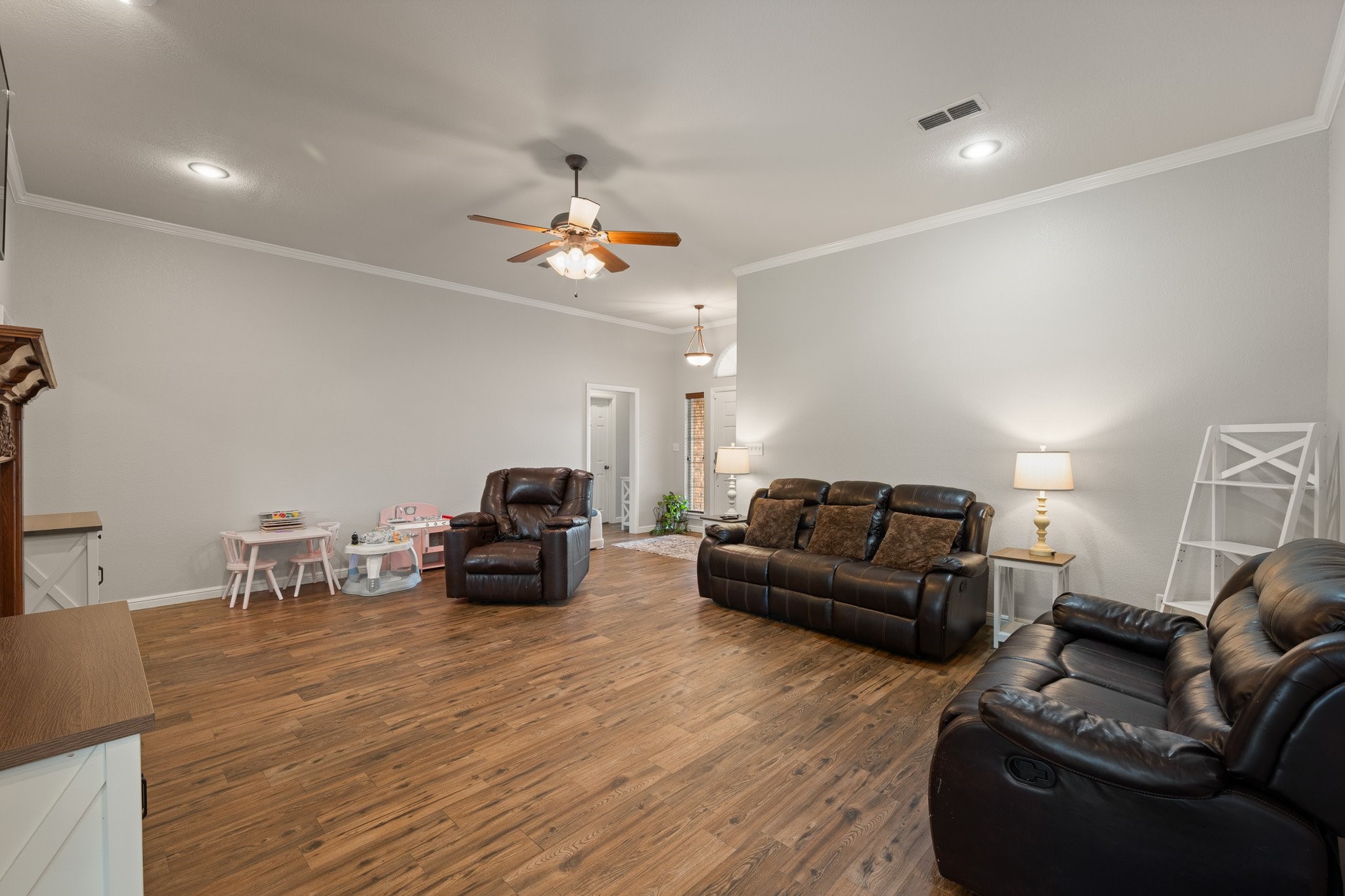 1617 Spencer Lane Cleburne TX 76033