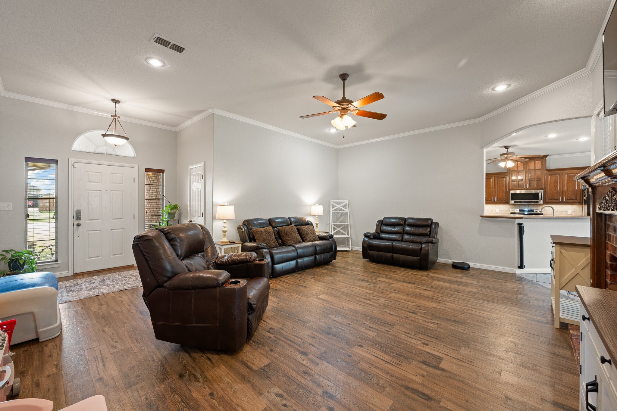 1617 Spencer Lane Cleburne TX 76033
