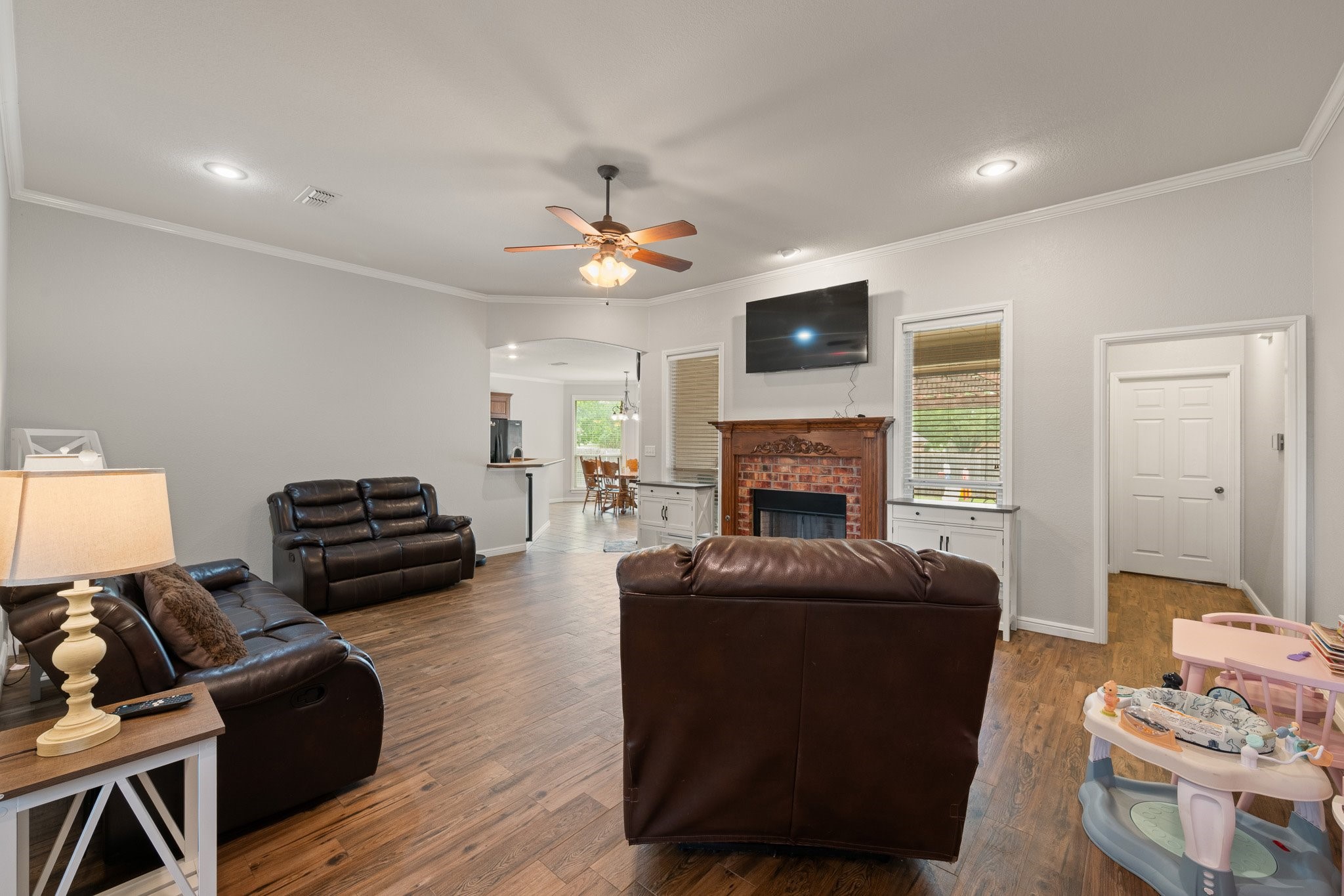 1617 Spencer Lane Cleburne TX 76033