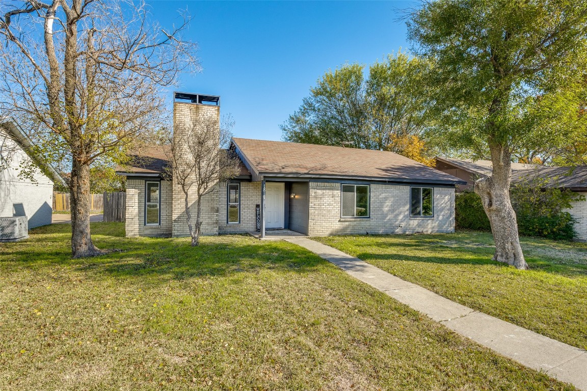 1817 Castle Drive Garland TX 75040