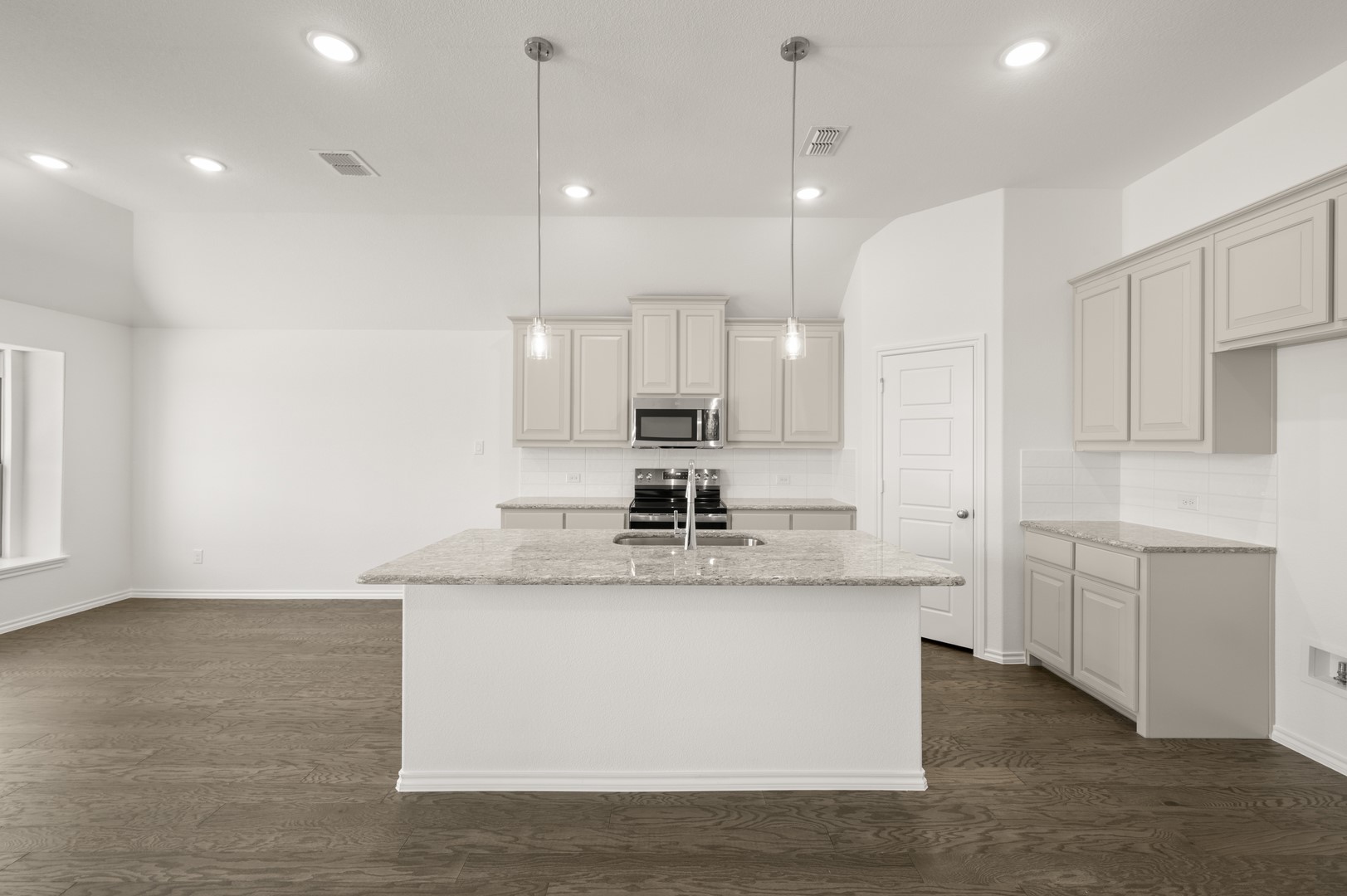 1128 Avery Road Granbury TX 76049
