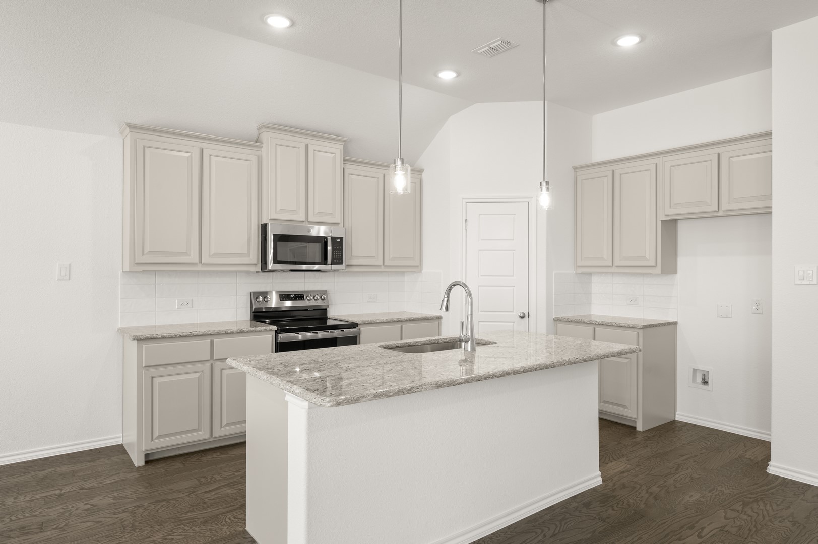 1128 Avery Road Granbury TX 76049