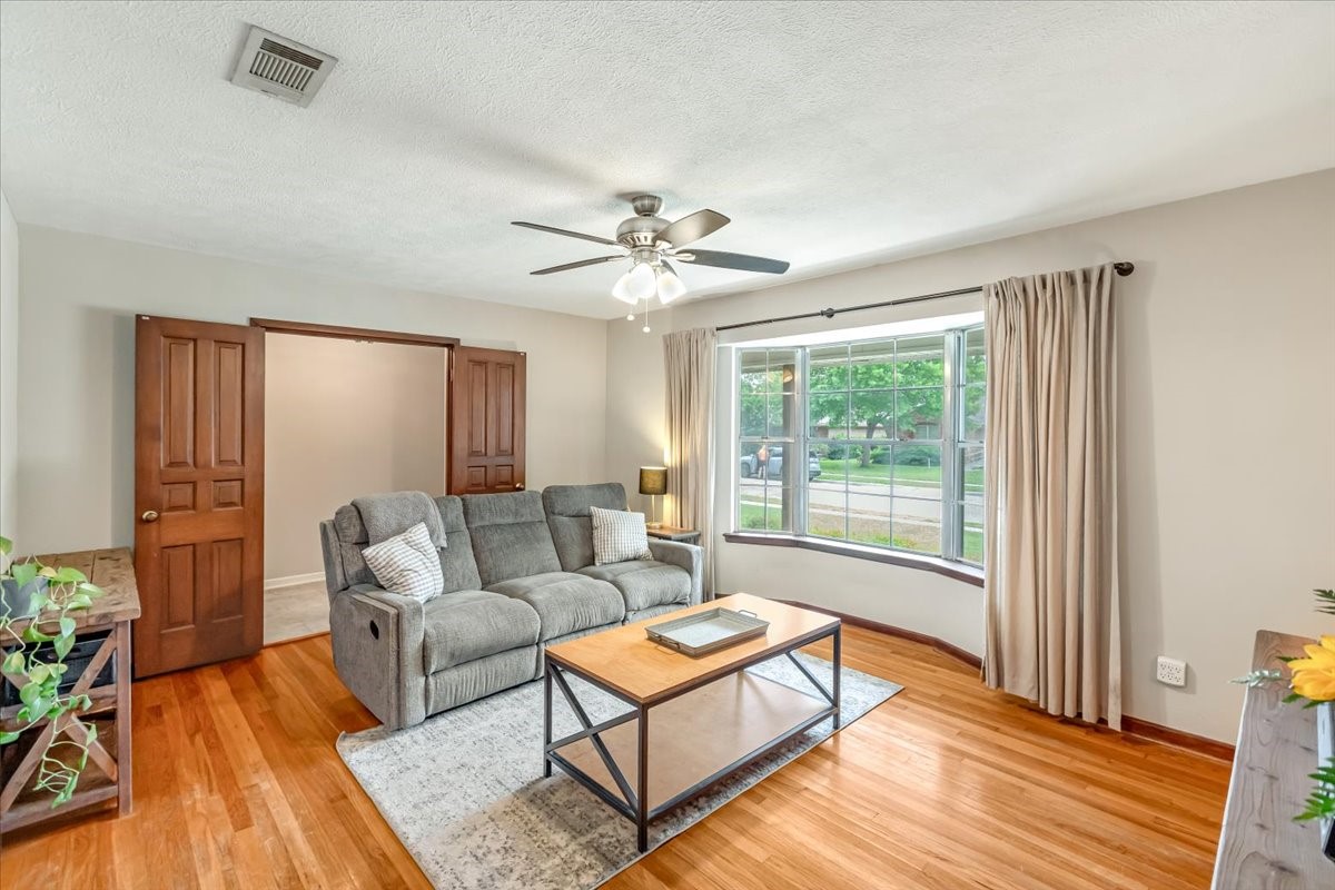 505 Prescott Garland TX 75041