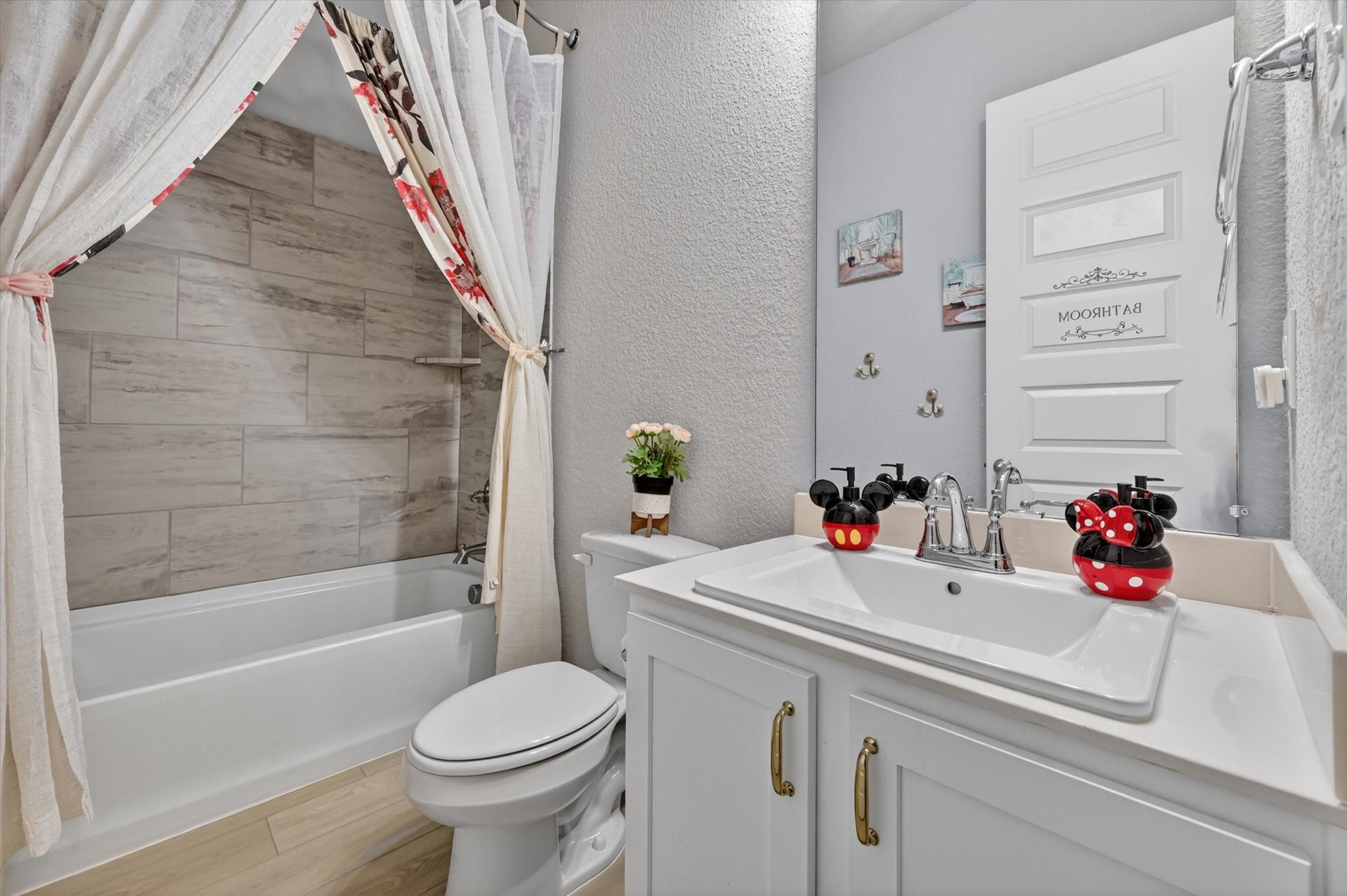 2814 Grand Lookout Lane Arlington TX 76001