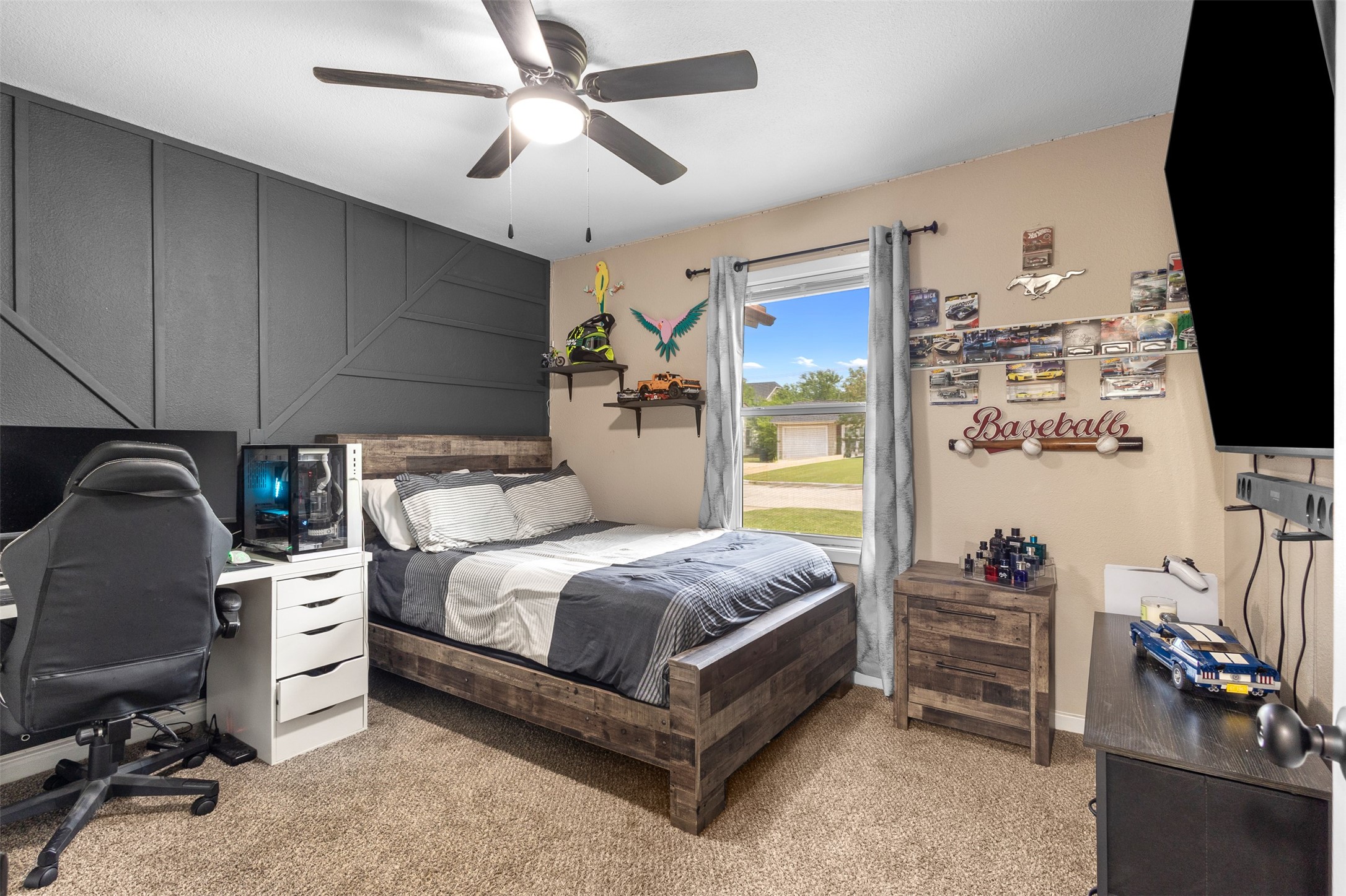 345 NW Lorna Street Burleson TX 76028