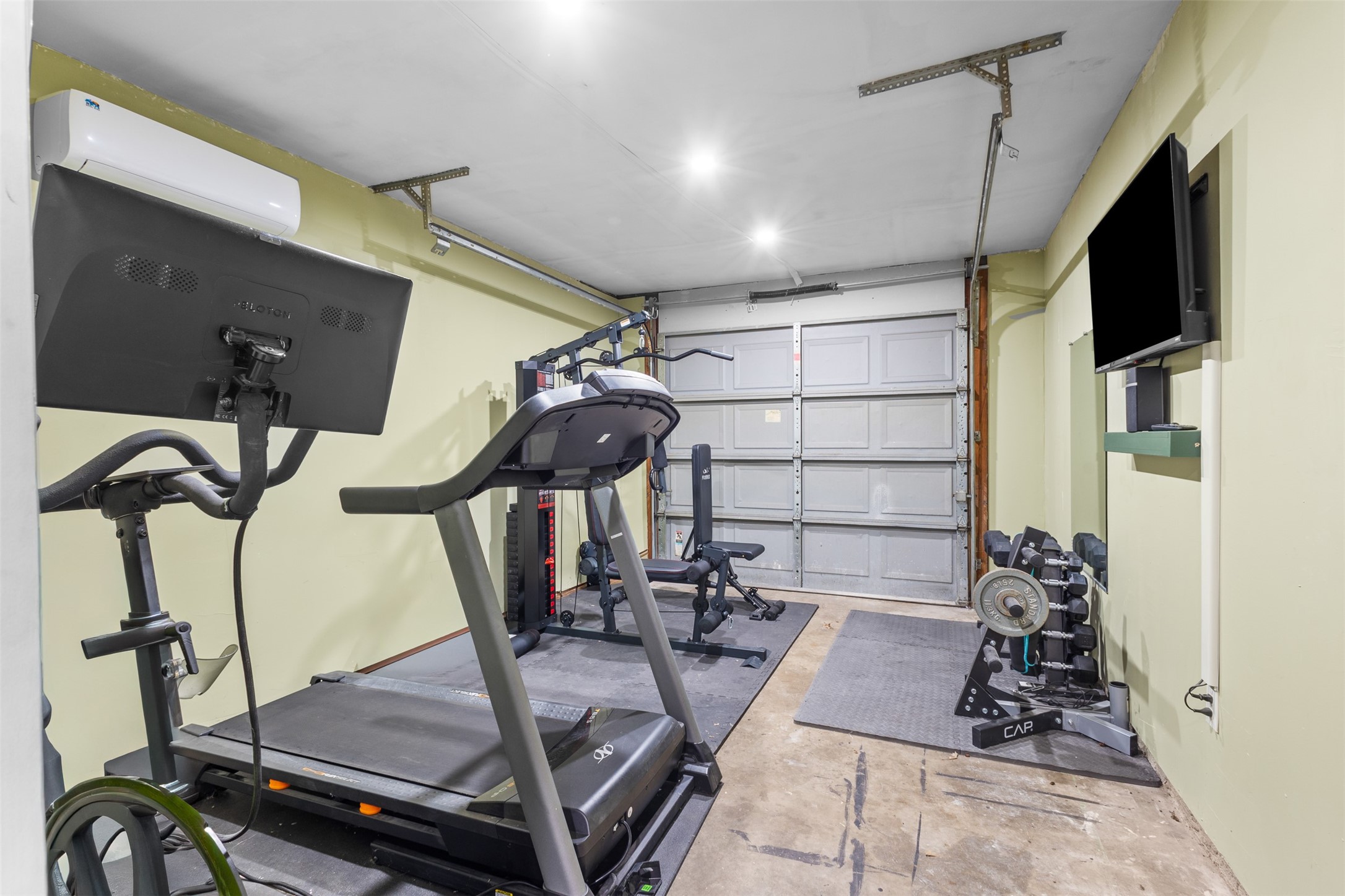 345 NW Lorna Street Burleson TX 76028