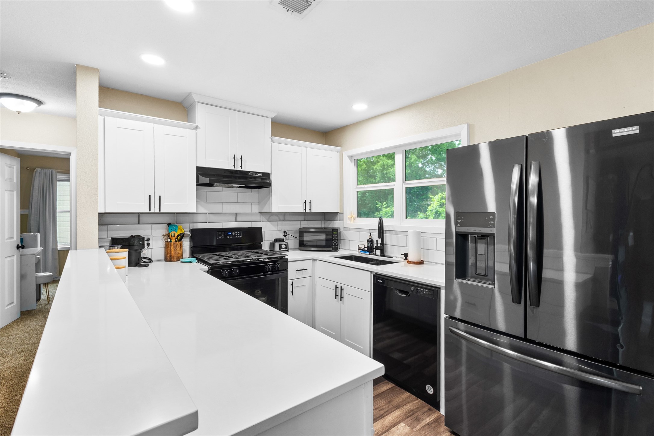 345 NW Lorna Street Burleson TX 76028