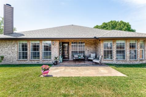 1024 Kingsley Drive Saginaw TX 76179