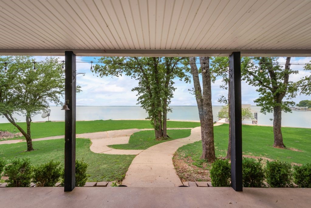 14004 Whatley Drive Streetman TX 75859
