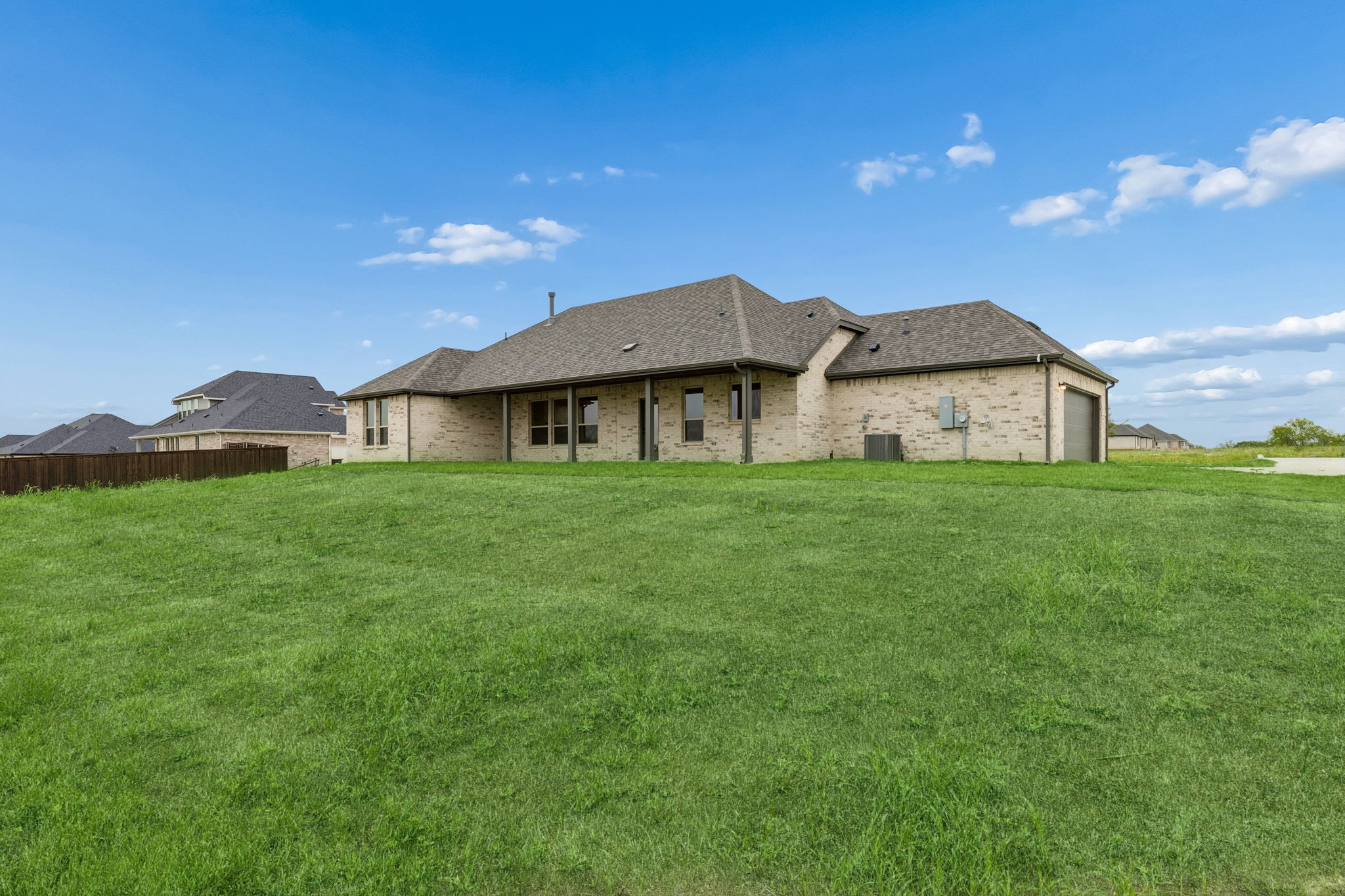 331 Wagon Trail Waxahachie TX 75165