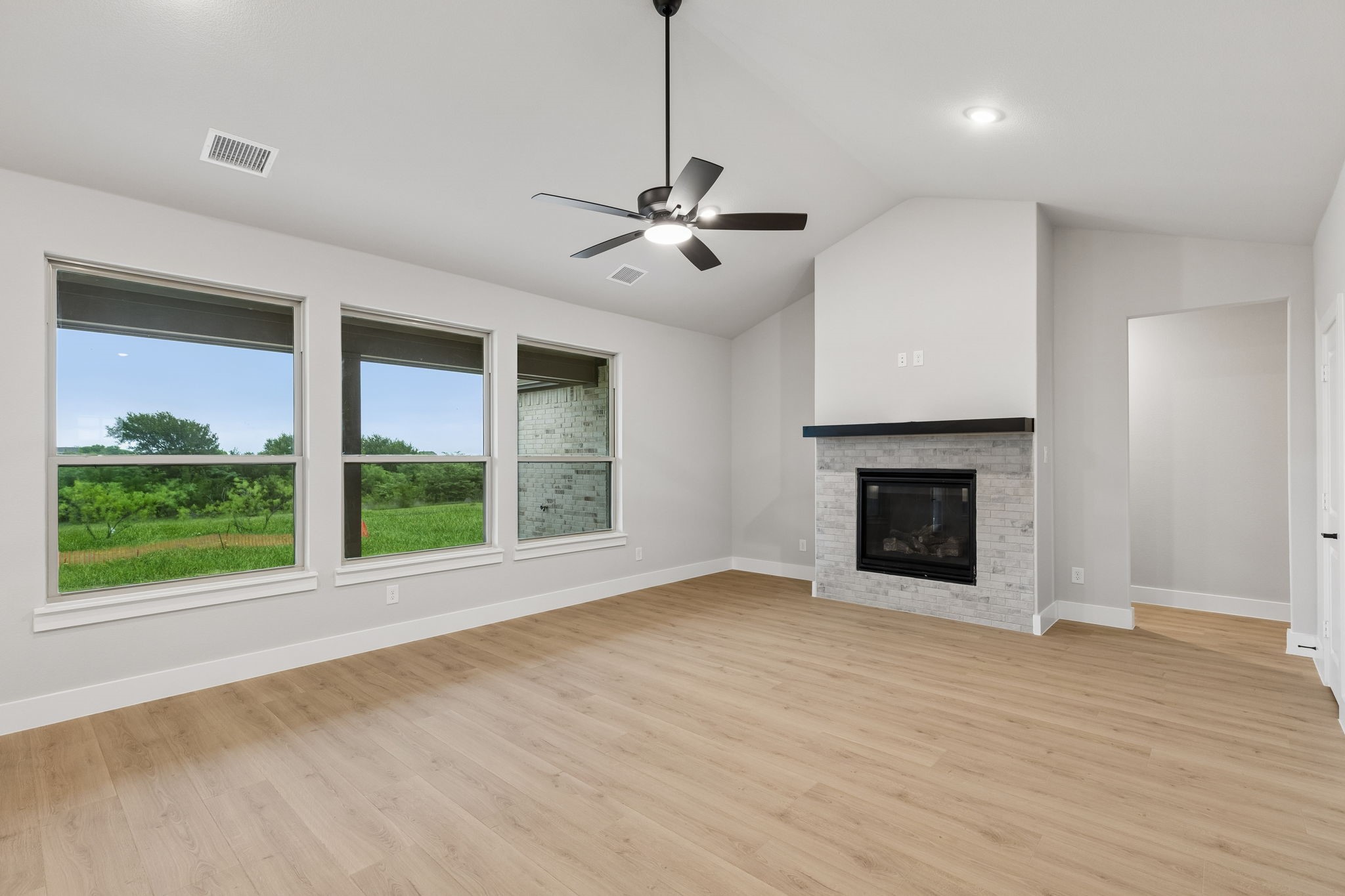 331 Wagon Trail Waxahachie TX 75165