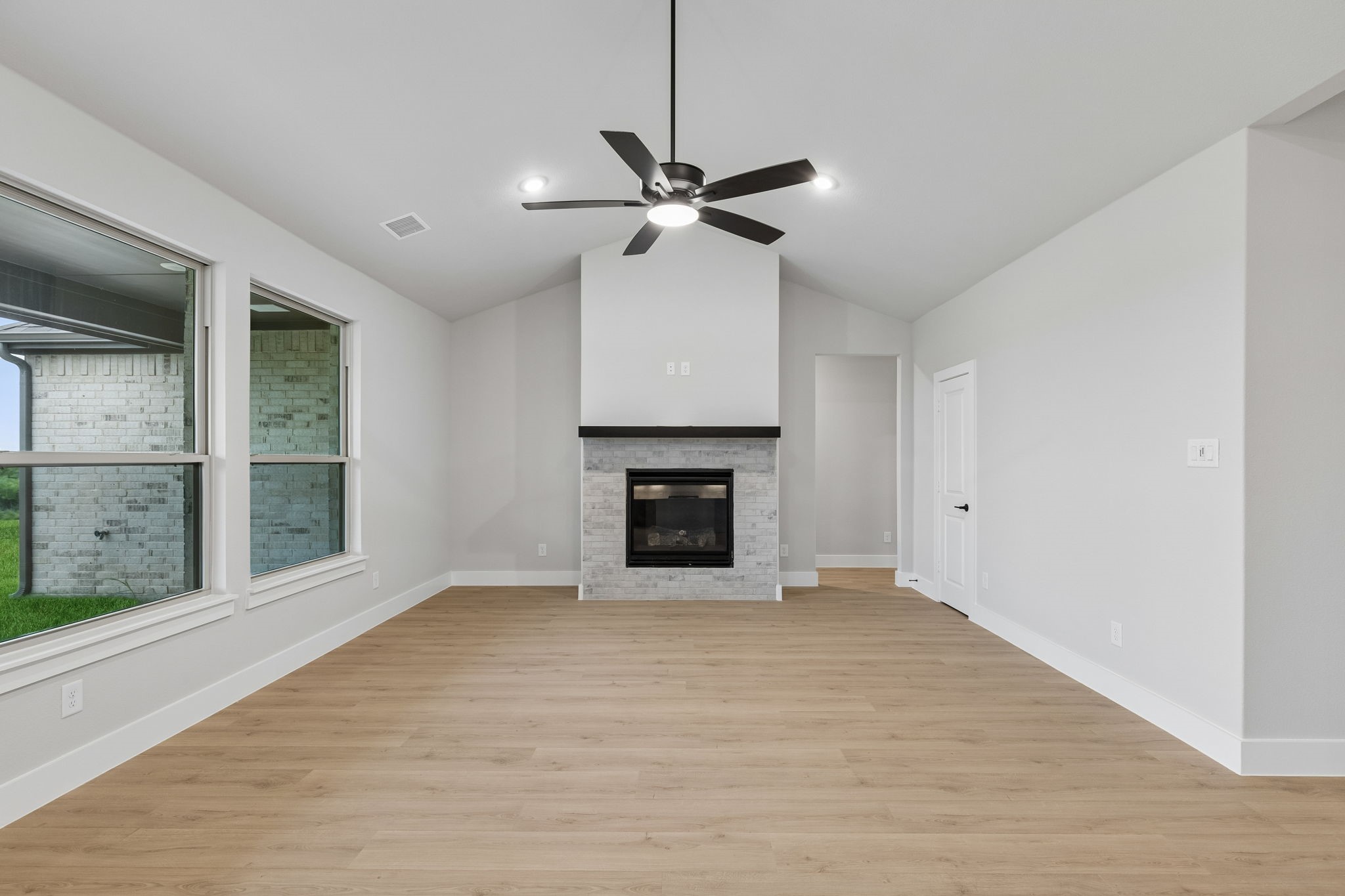 331 Wagon Trail Waxahachie TX 75165