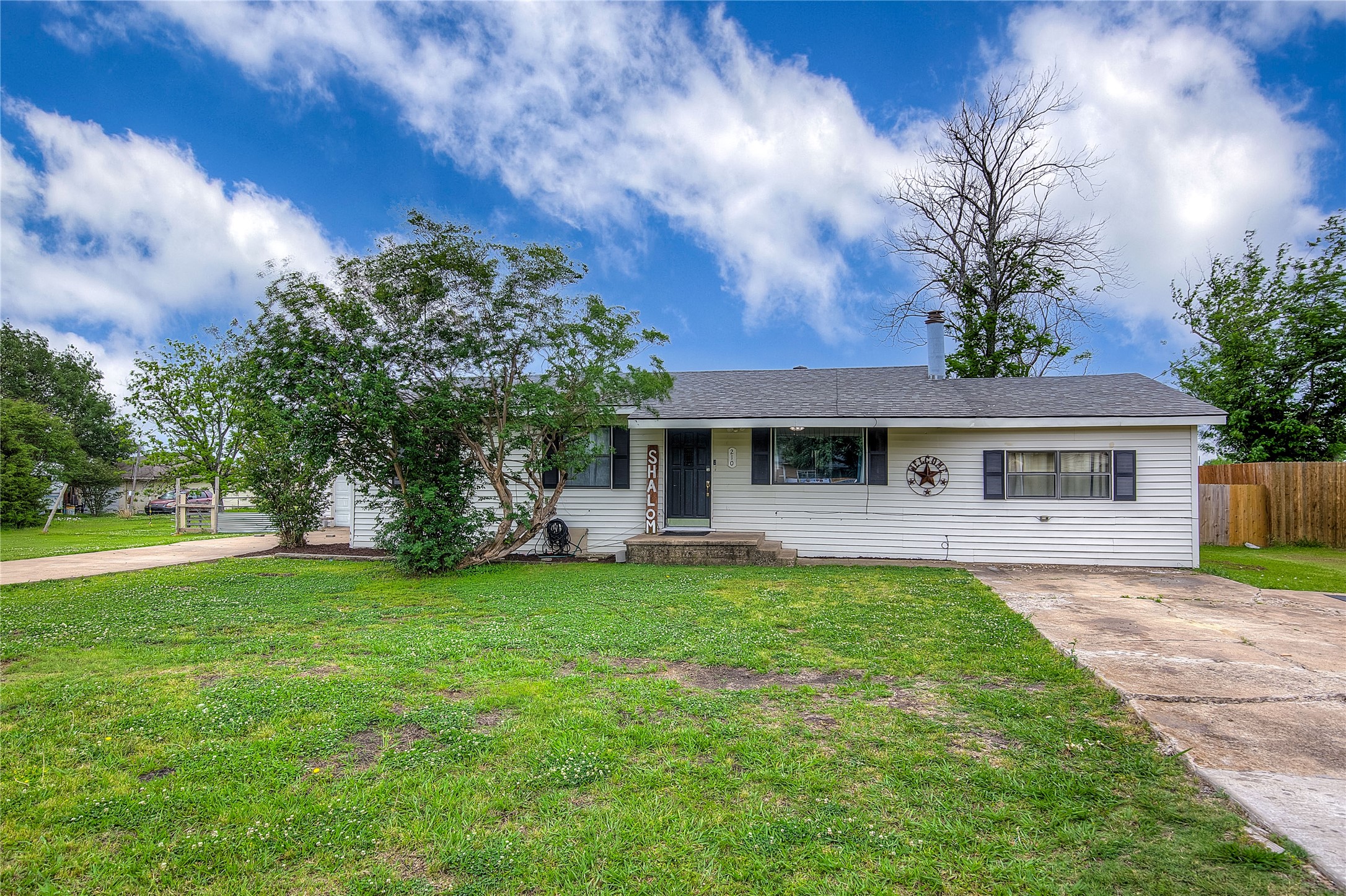 210 E Cook Street Josephine TX 75189