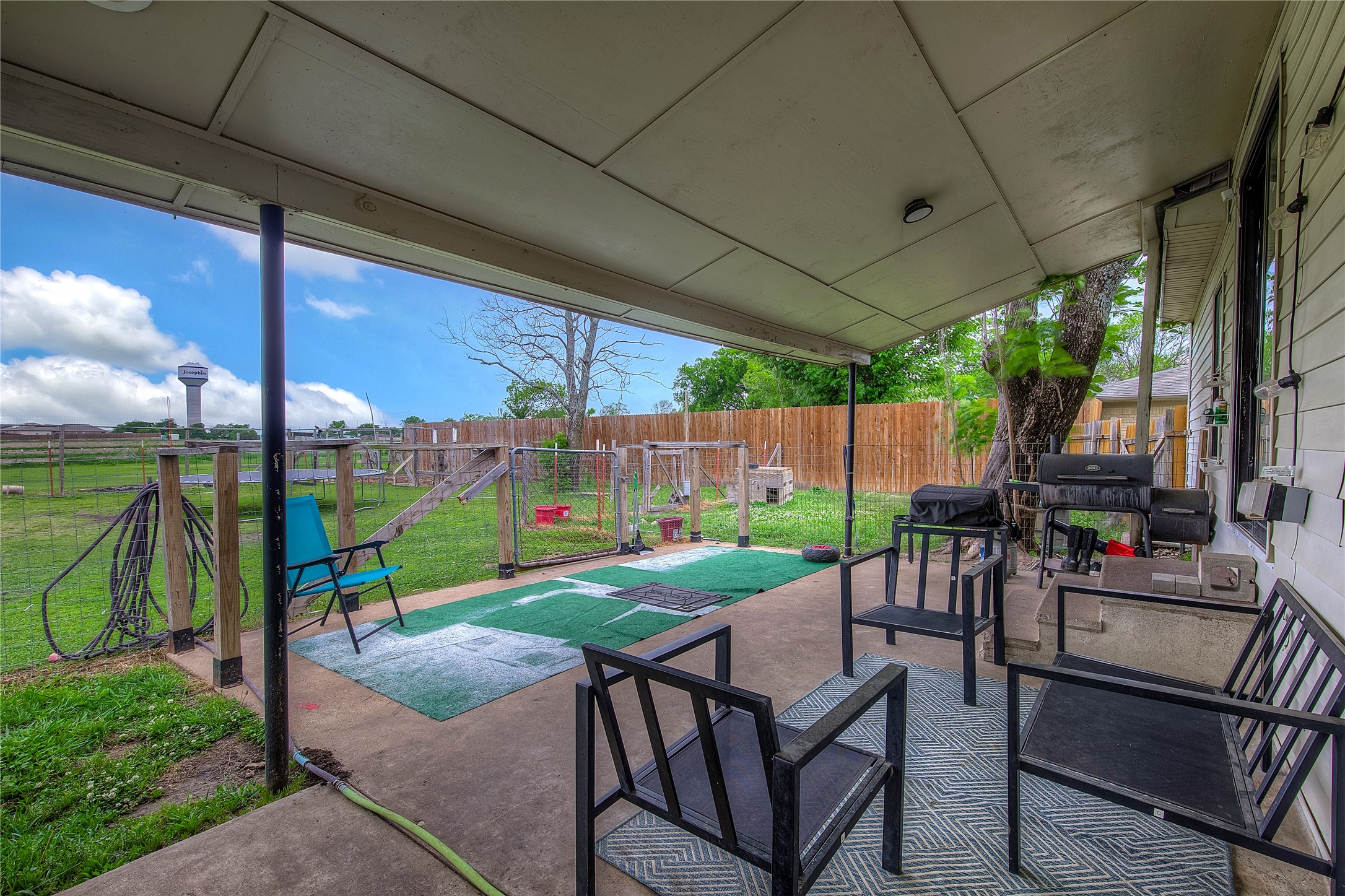 210 E Cook Street Josephine TX 75189