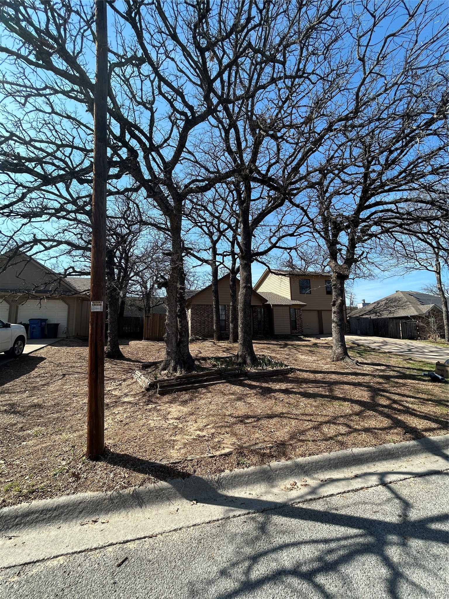 721 Timberoaks Drive Azle TX 76020