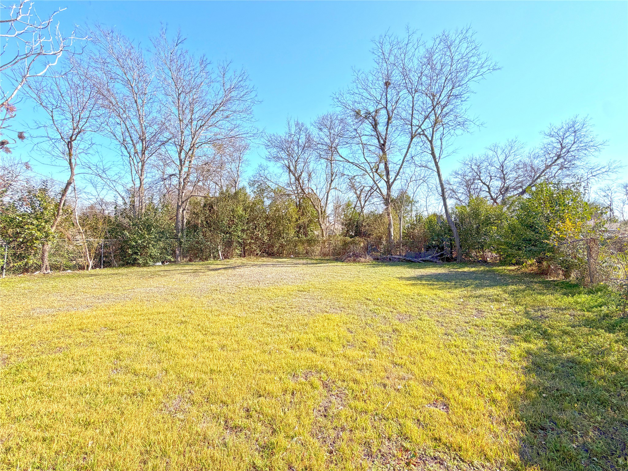 203 W Nolan Street Lorena TX 76655