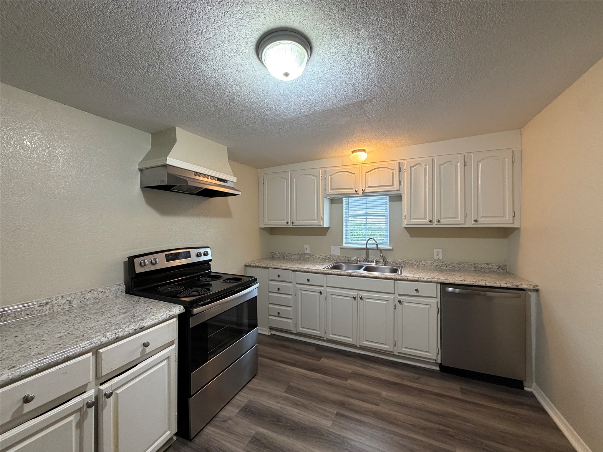 203 W Nolan Street Lorena TX 76655
