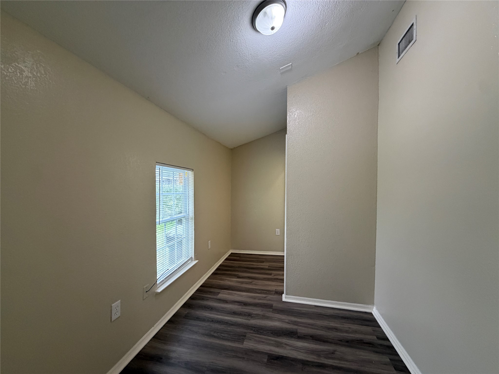 203 W Nolan Street Lorena TX 76655